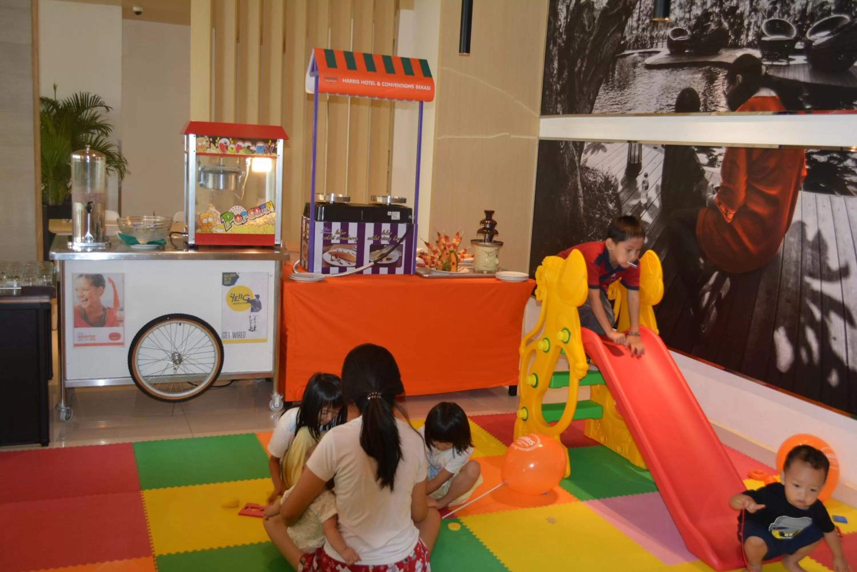 Children play ground in HARRIS Hotel & Conventions Bekasi