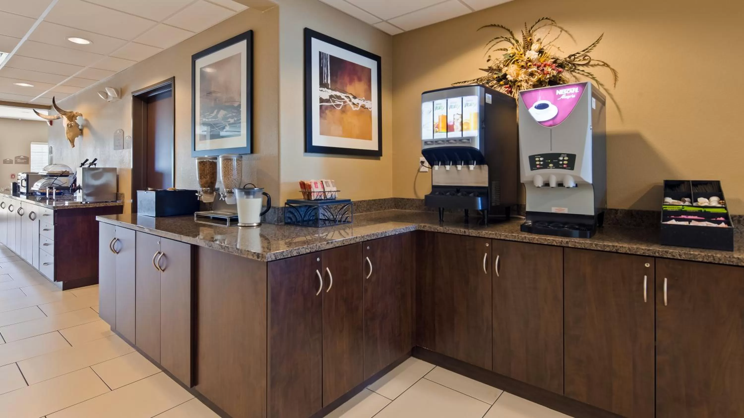 Breakfast in Microtel Inn & Suites by Wyndham Round Rock