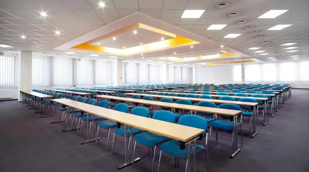 Business facilities in Hotel Cernigov