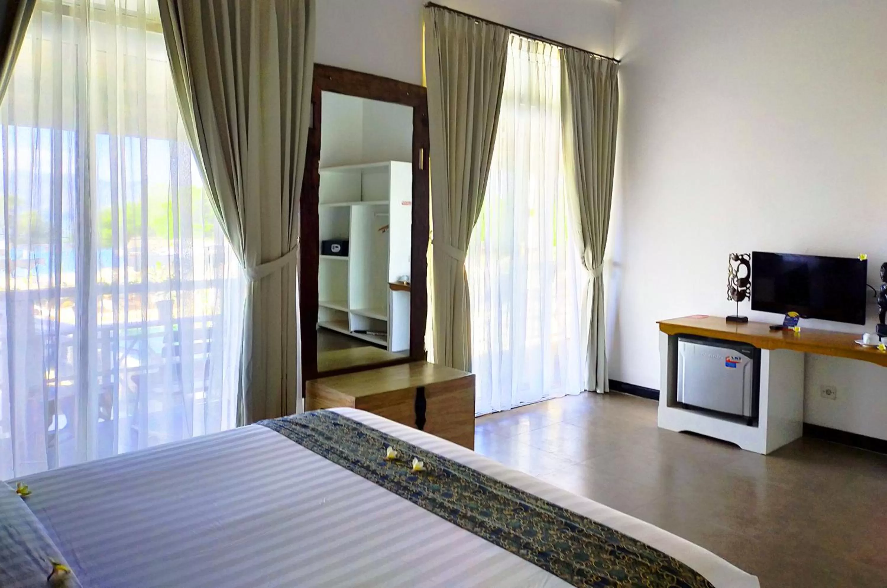 TV and multimedia, Bed in The Trawangan Resort