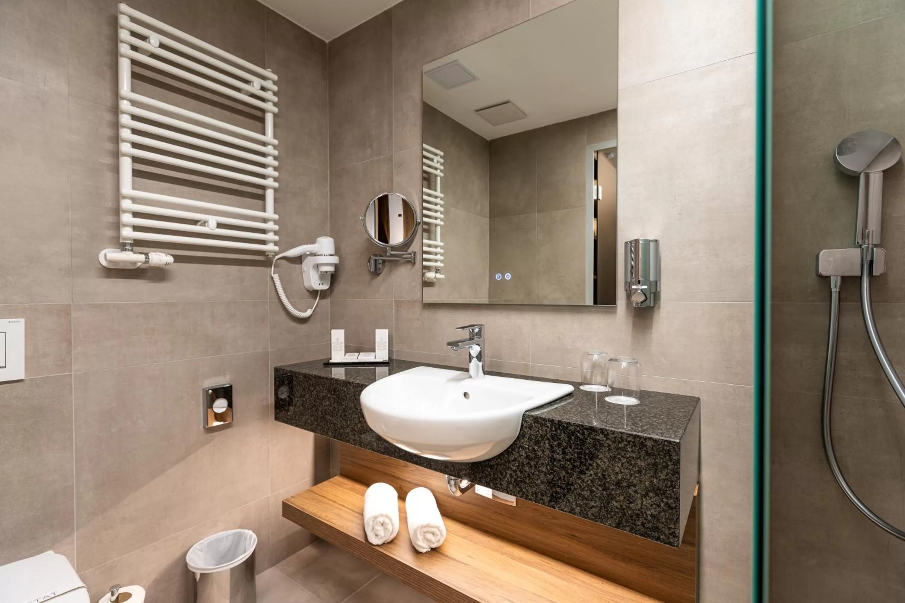 Shower, Bathroom in HOTEL CRYSTAL WELLNESS & SPA superior