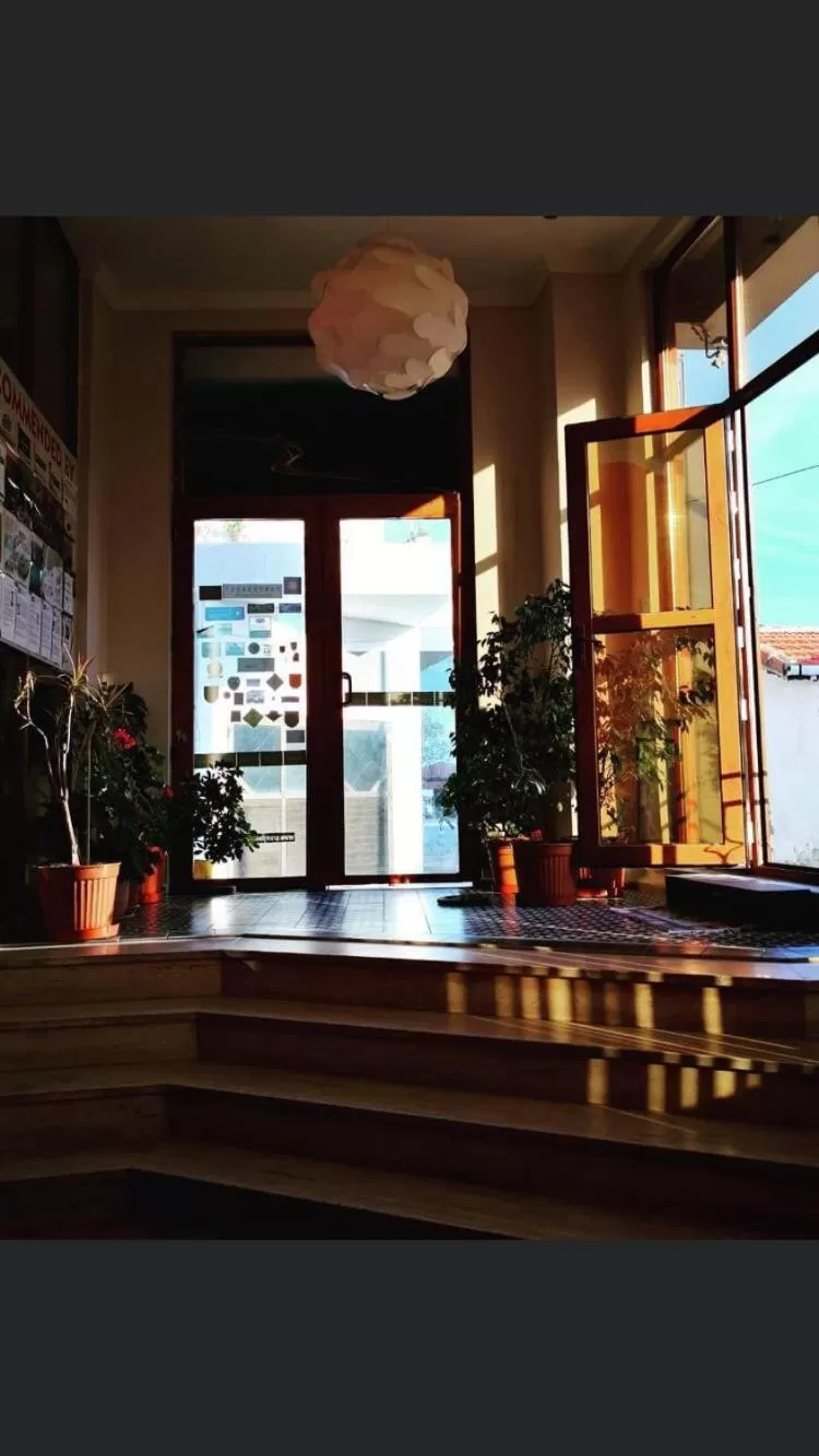 Lobby or reception in Hotel Crowded House