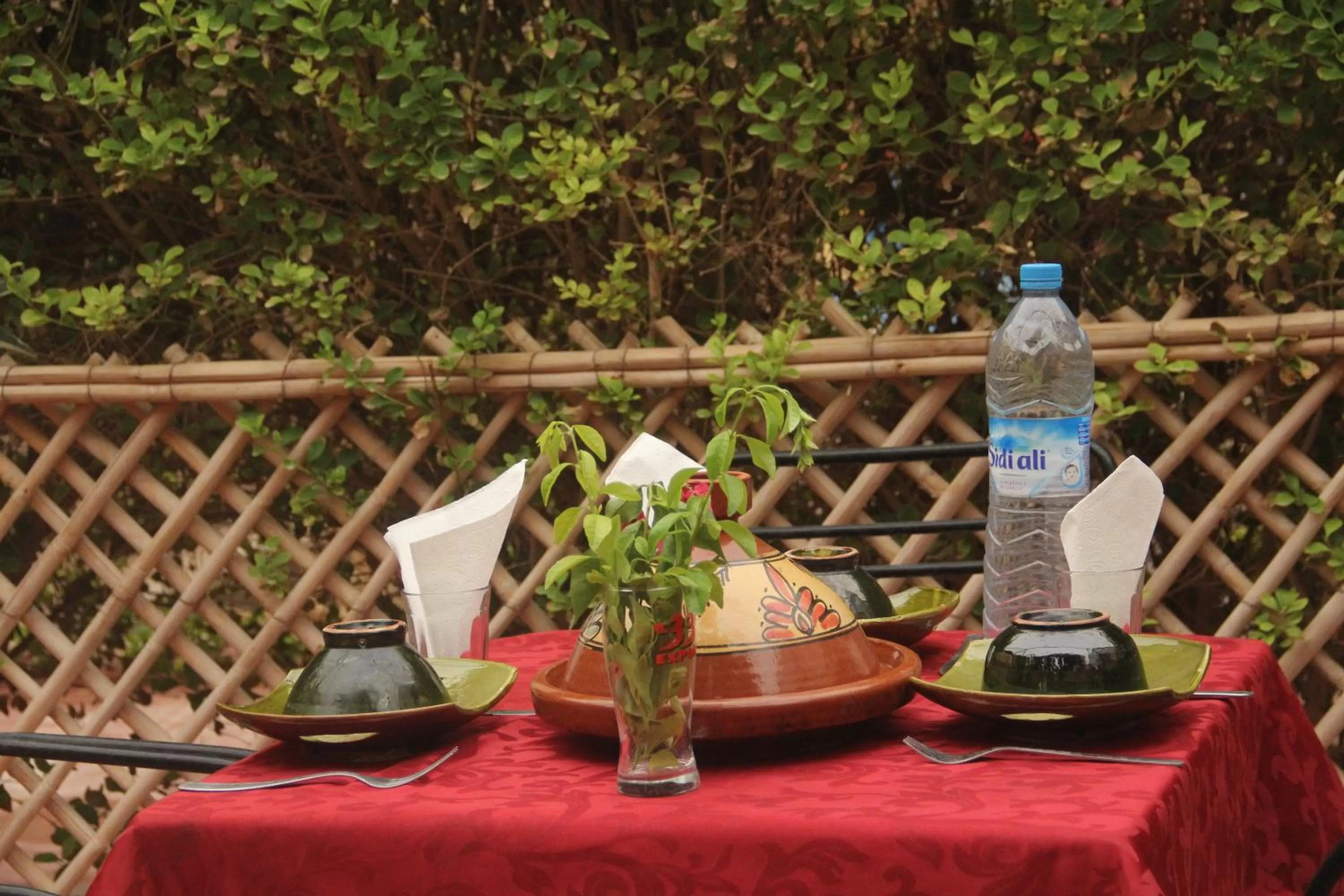 Garden in Prends Ton Temps