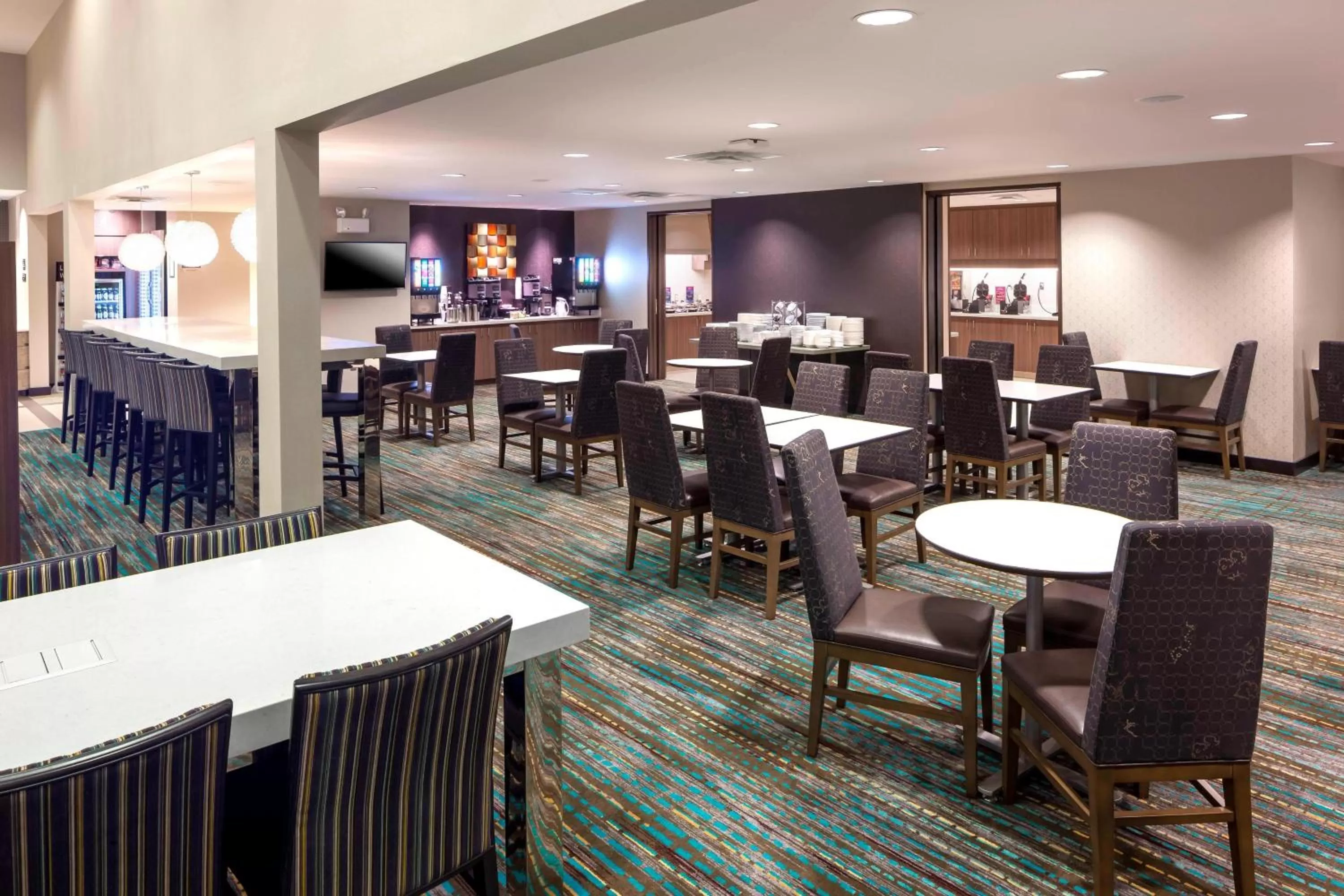 Breakfast in Residence Inn by Marriott Near Universal Orlando