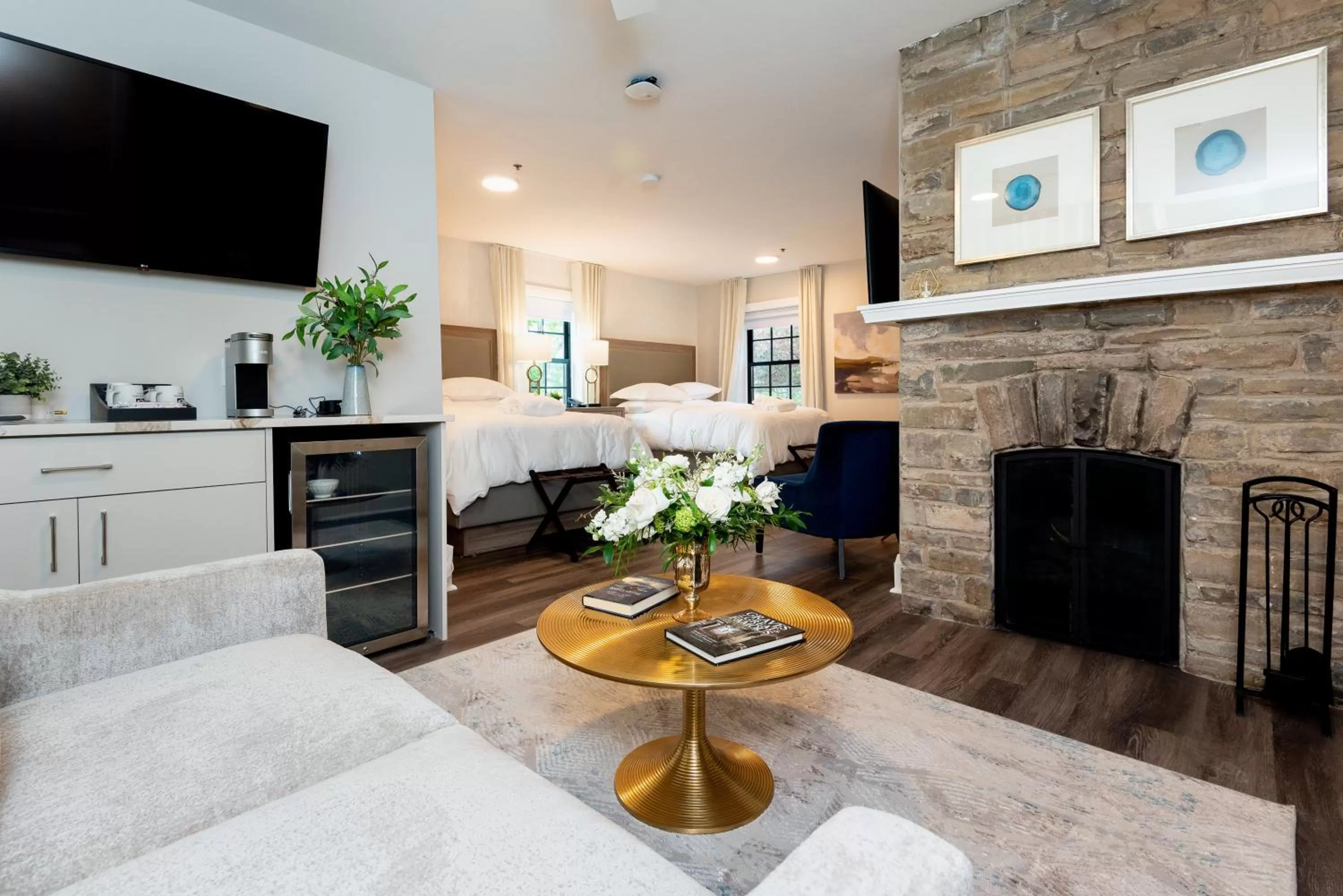 Living room in The Glenerin Inn