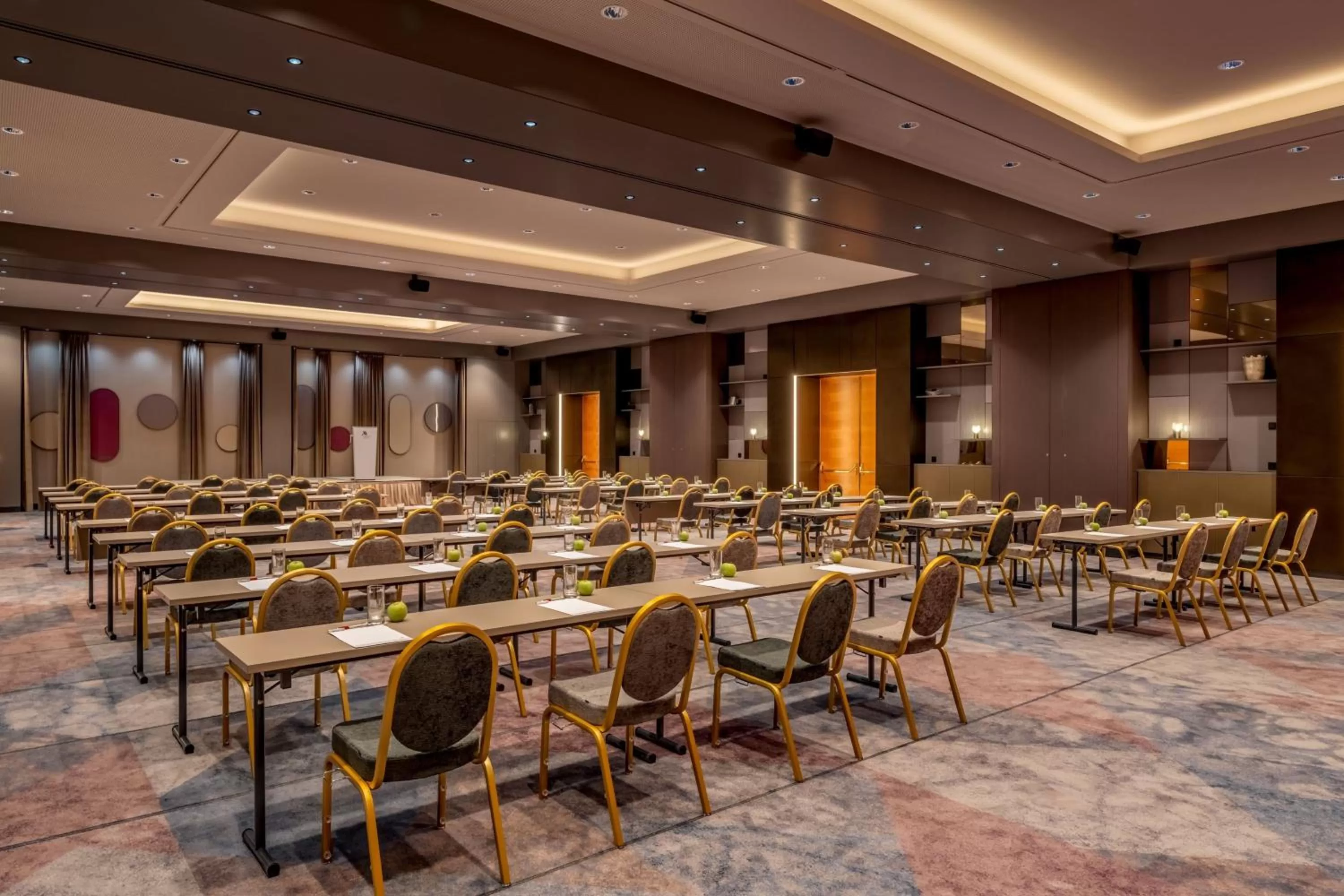 Meeting/conference room in Vienna Marriott Hotel