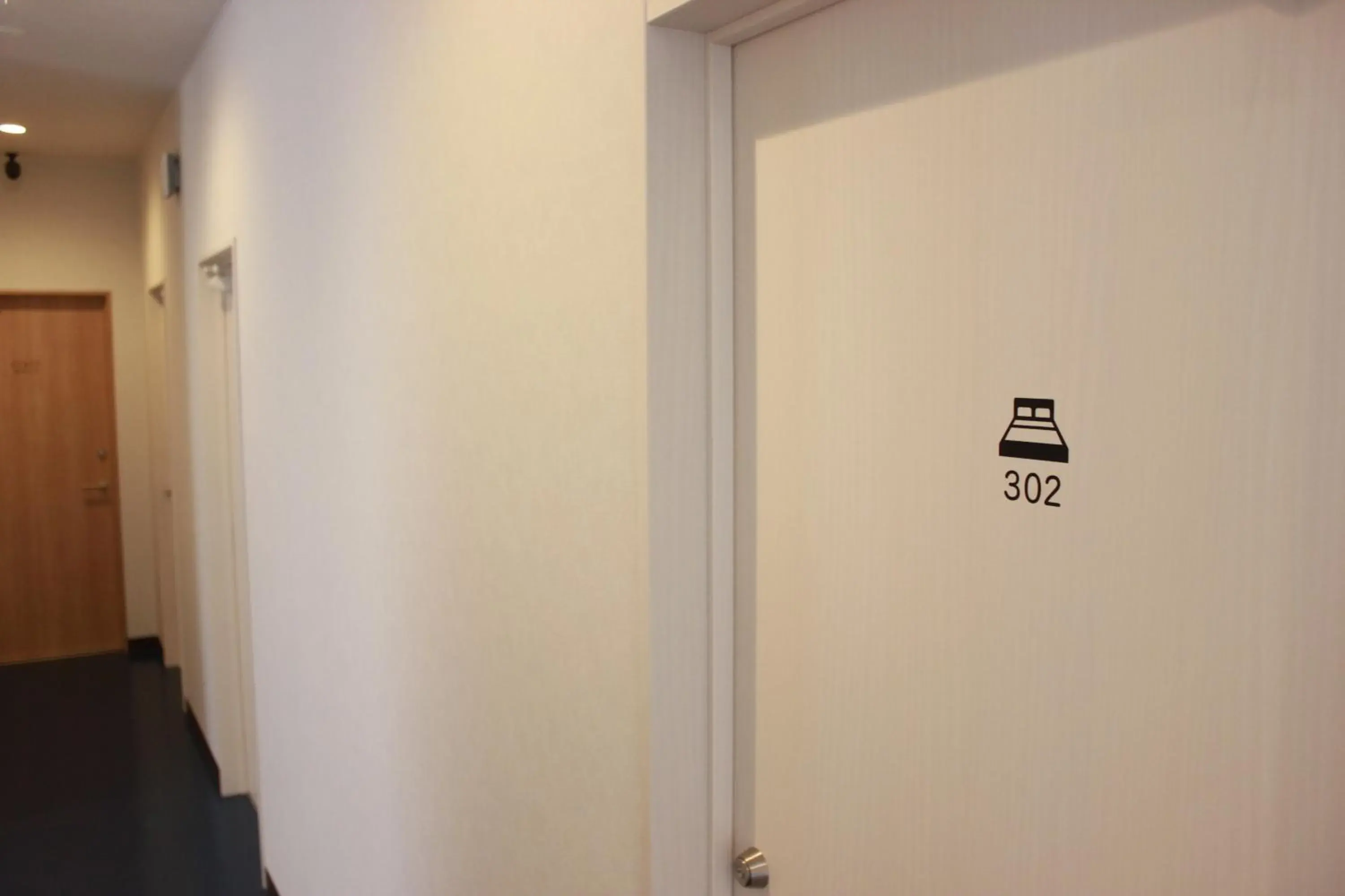 Logo/Certificate/Sign in Mezame Hostel Logo/Certificate/Sign in Mezame Hostel