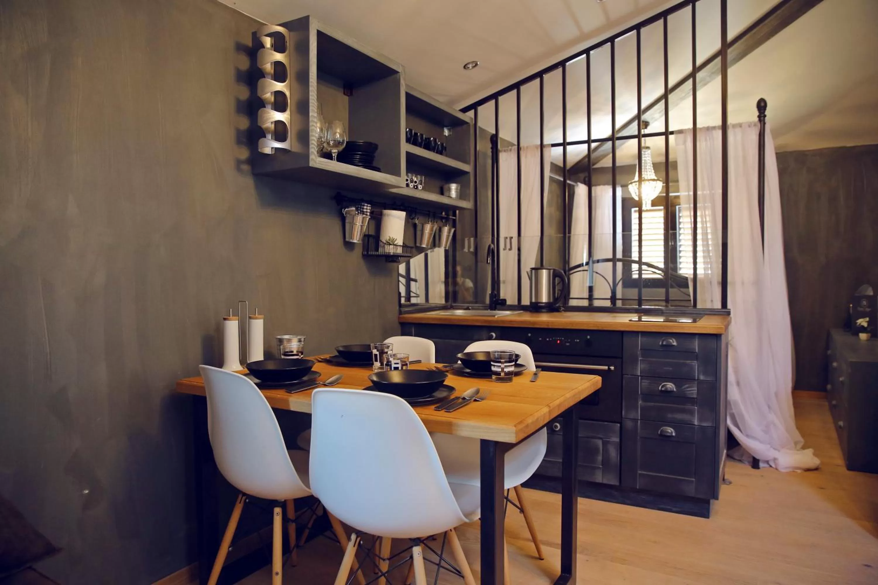 Kitchen or kitchenette in Central Apartments Integrated Hotel
