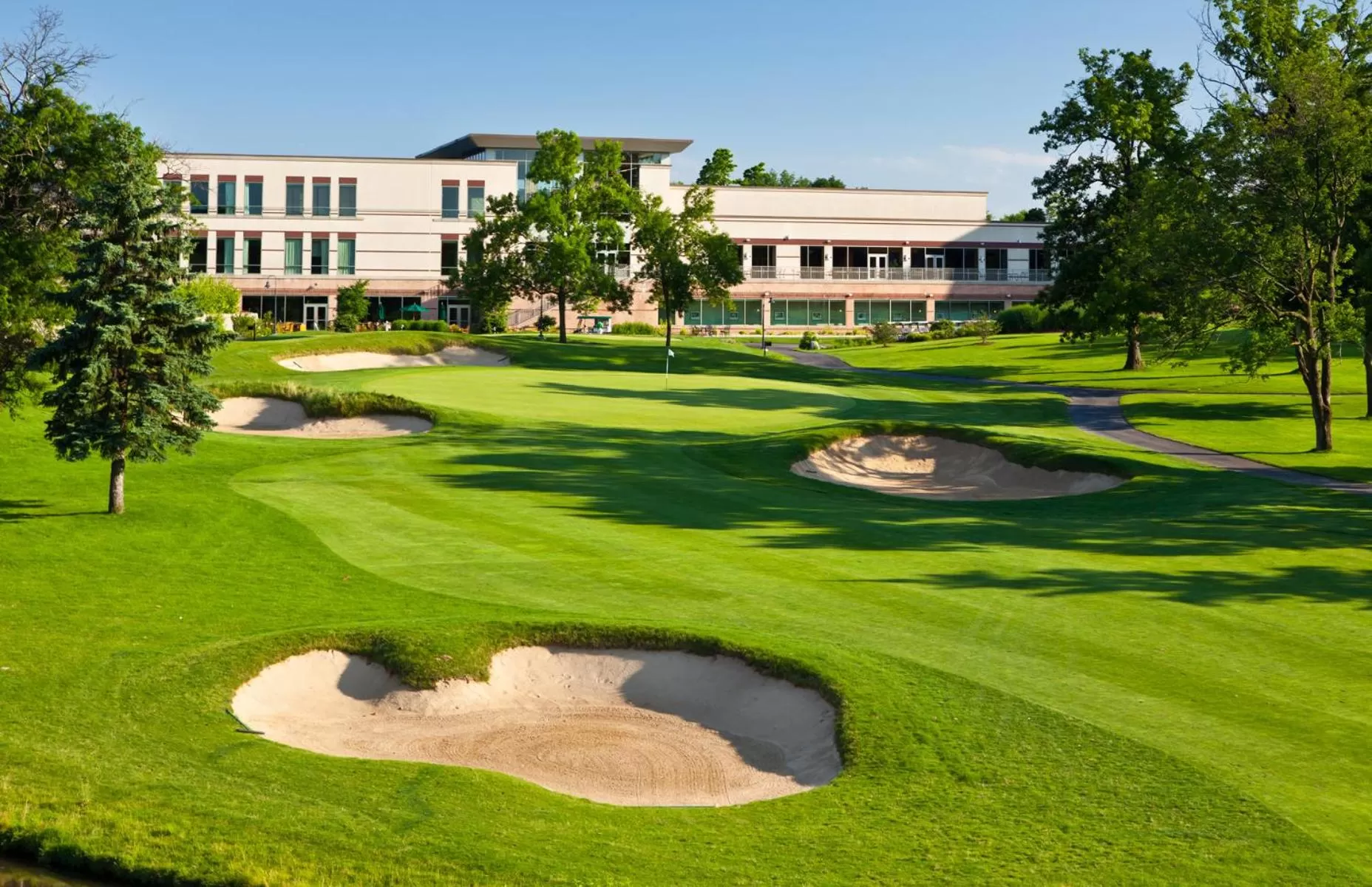 Golfcourse in Eaglewood Resort & Spa