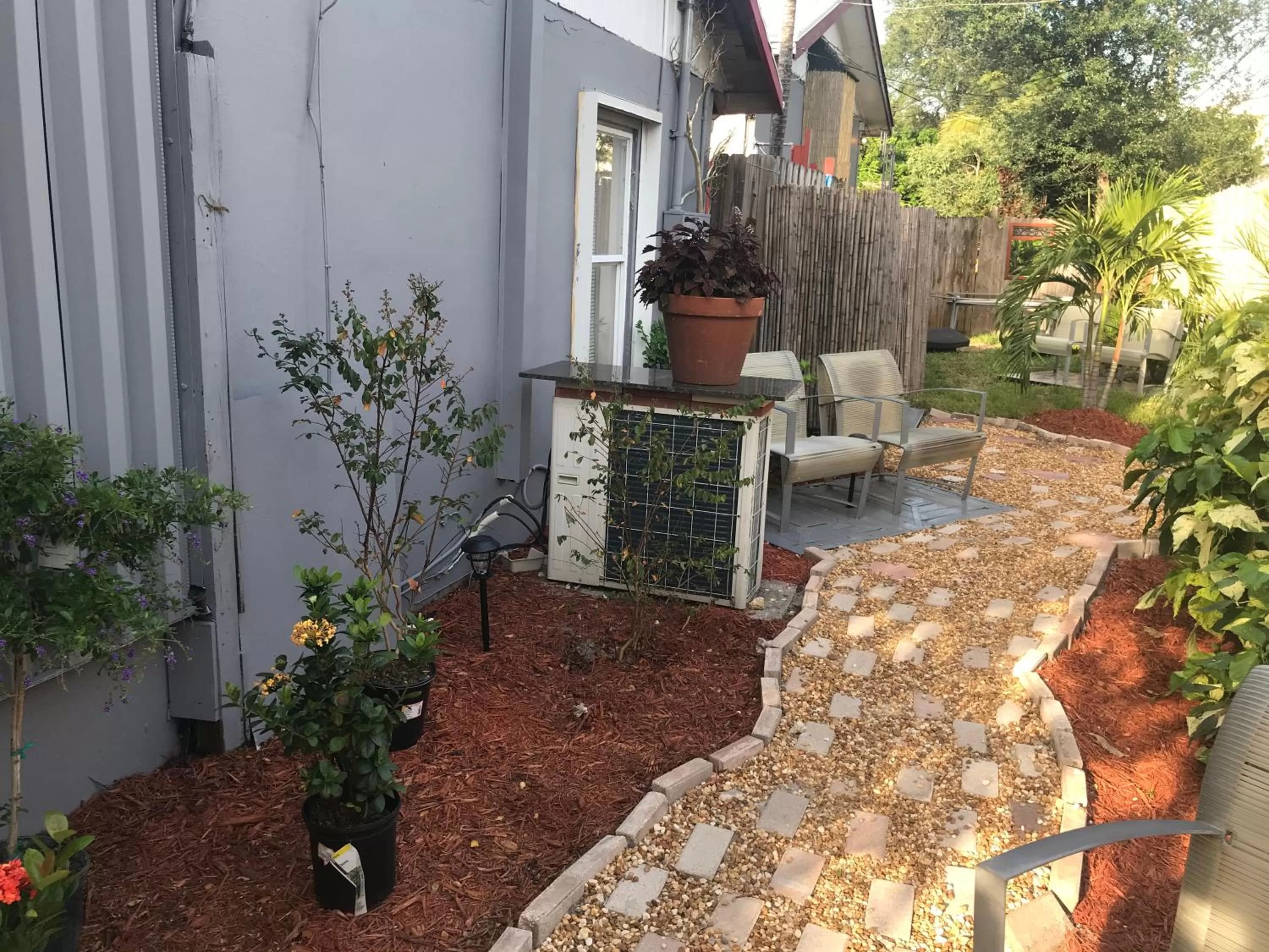 Patio in INN LEATHER GUEST HOUSE-GAY MALE ONLY