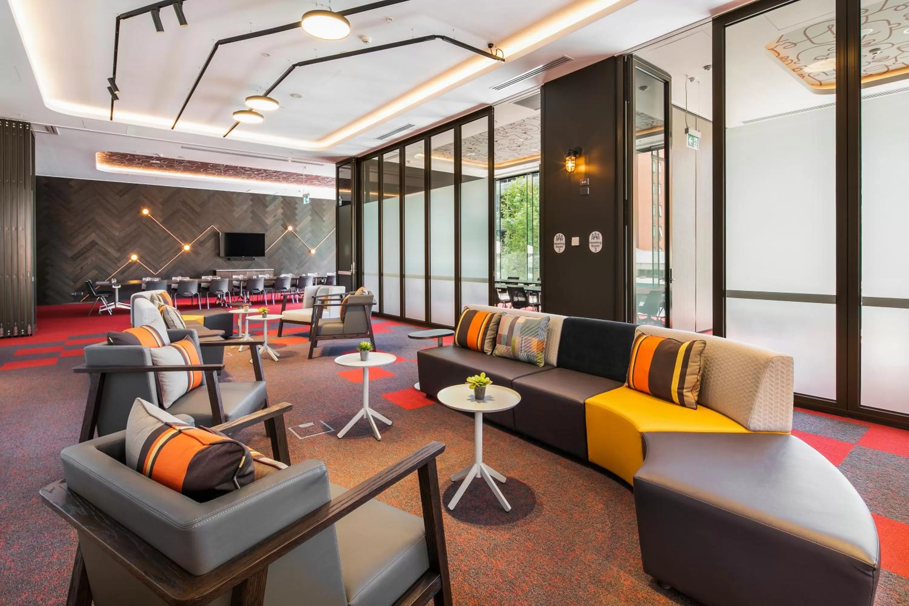 Meeting/conference room in Holiday Inn Express Melbourne Little Collins by IHG