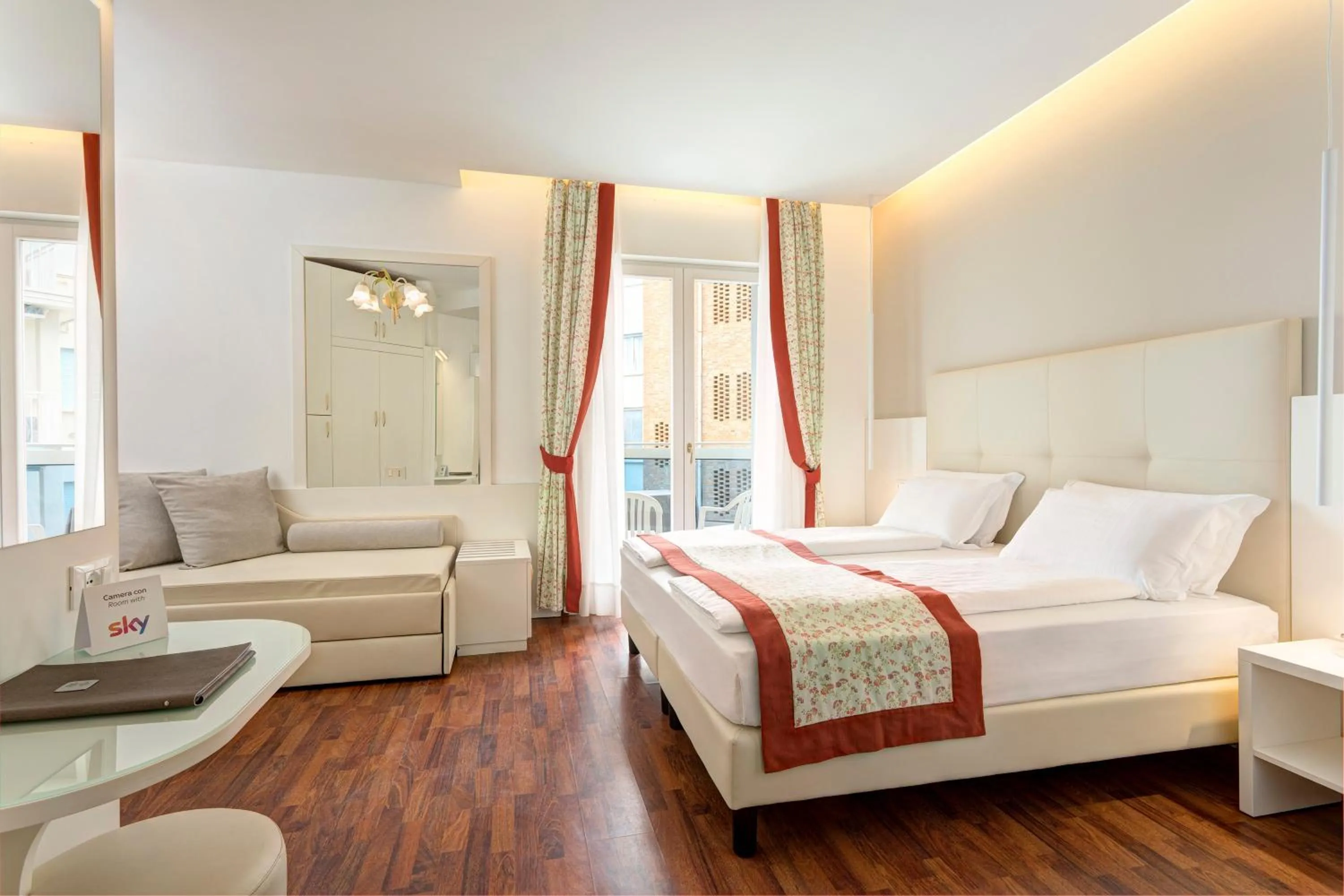 Bed in Hotel Cavalieri Palace & Suites