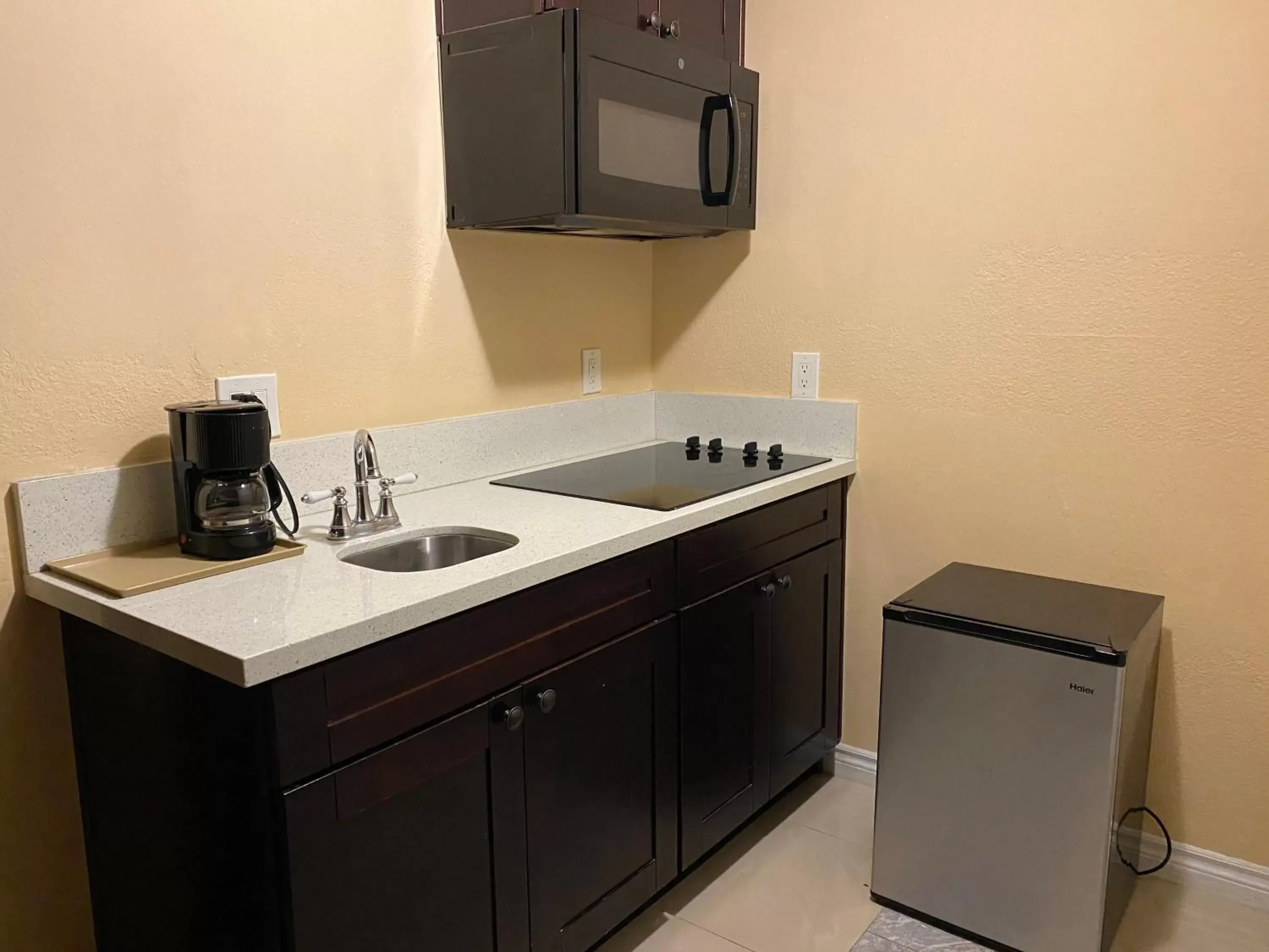 The Lemon Tree Hotel The Lemon Tree Hotel