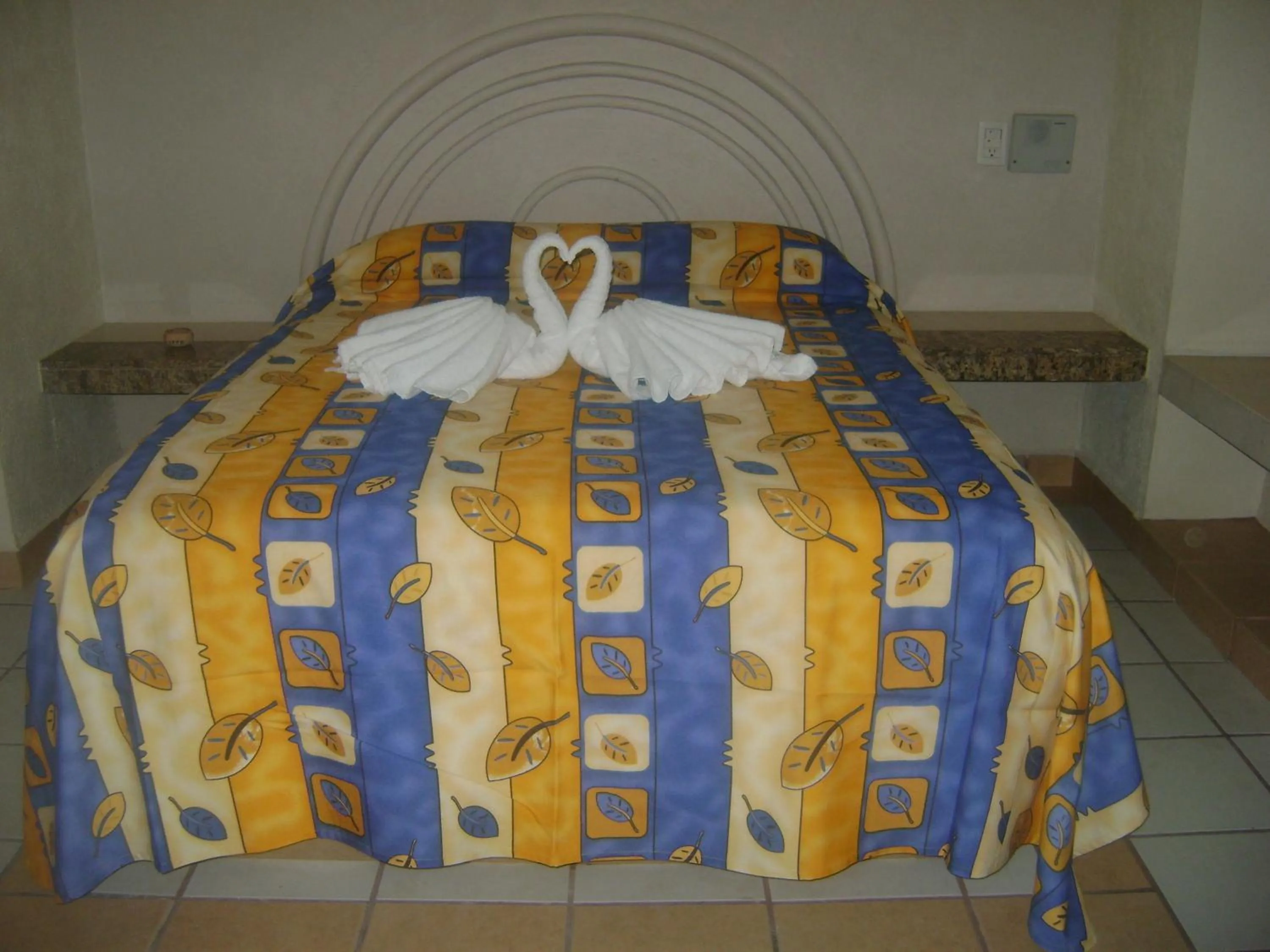 Bed in Hotel Itto Acapulco