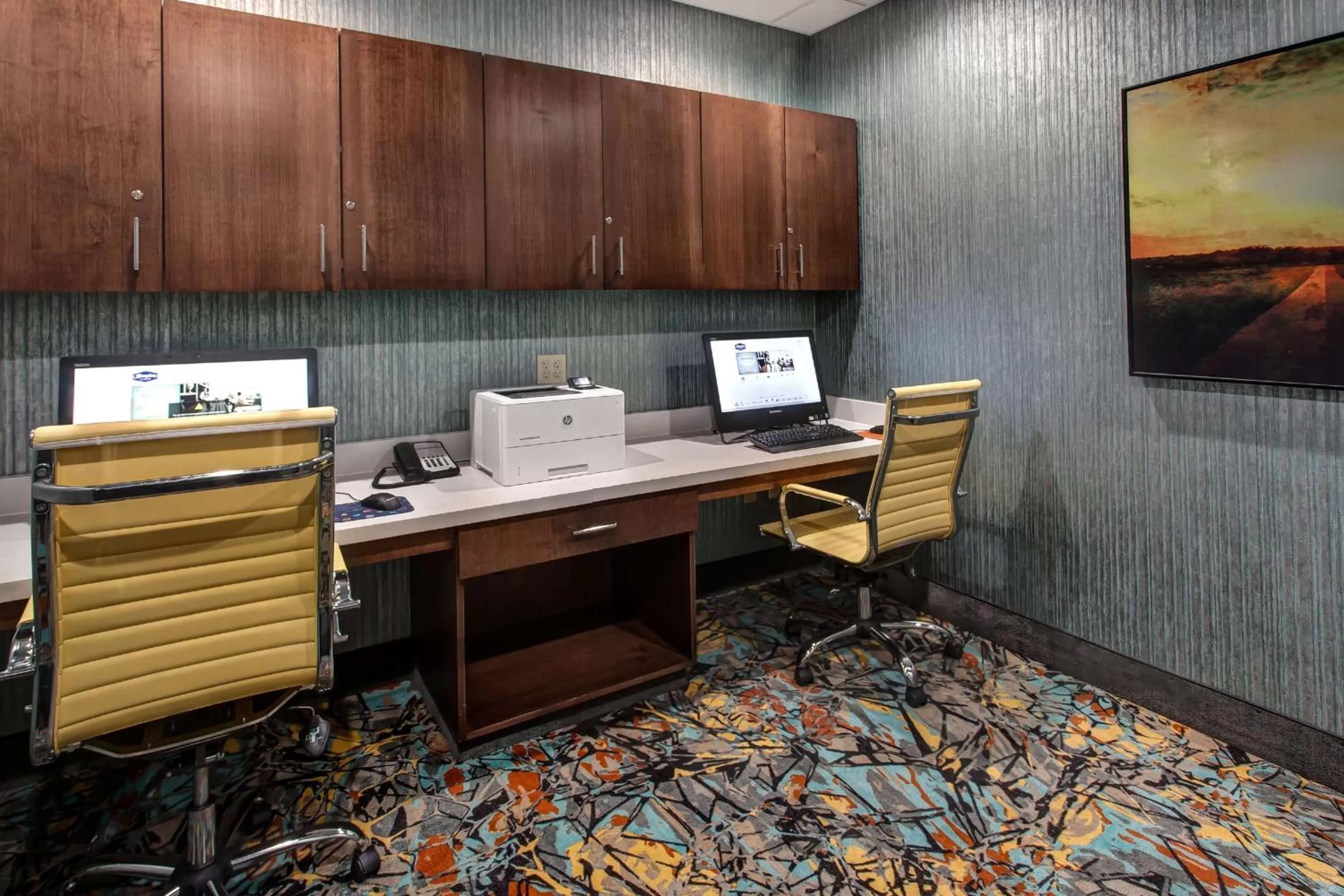 Business facilities in Hampton Inn & Suites-Wichita/Airport, KS