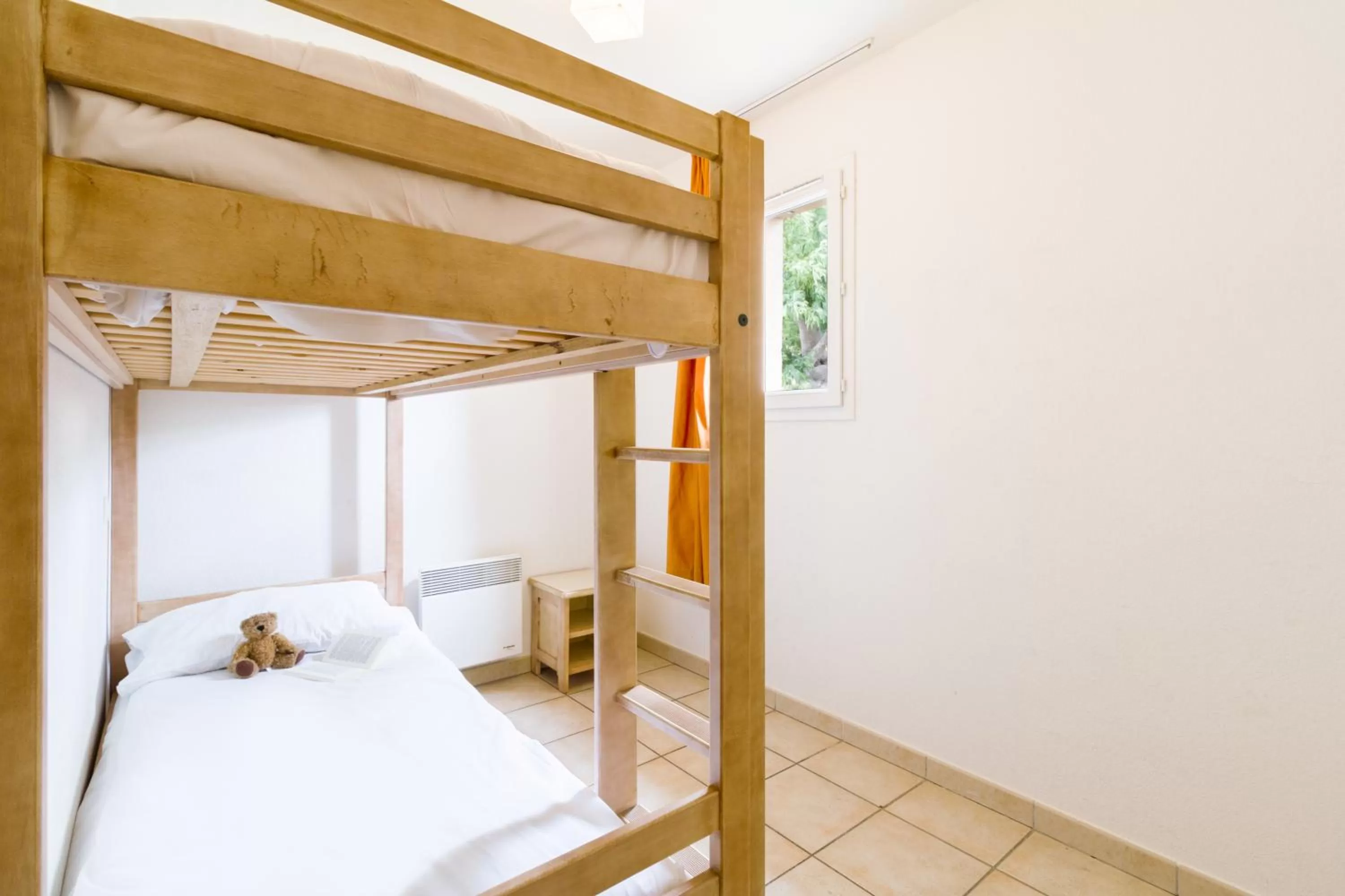 bunk bed, Bed in Garden & City Les Bastides de Grimaud