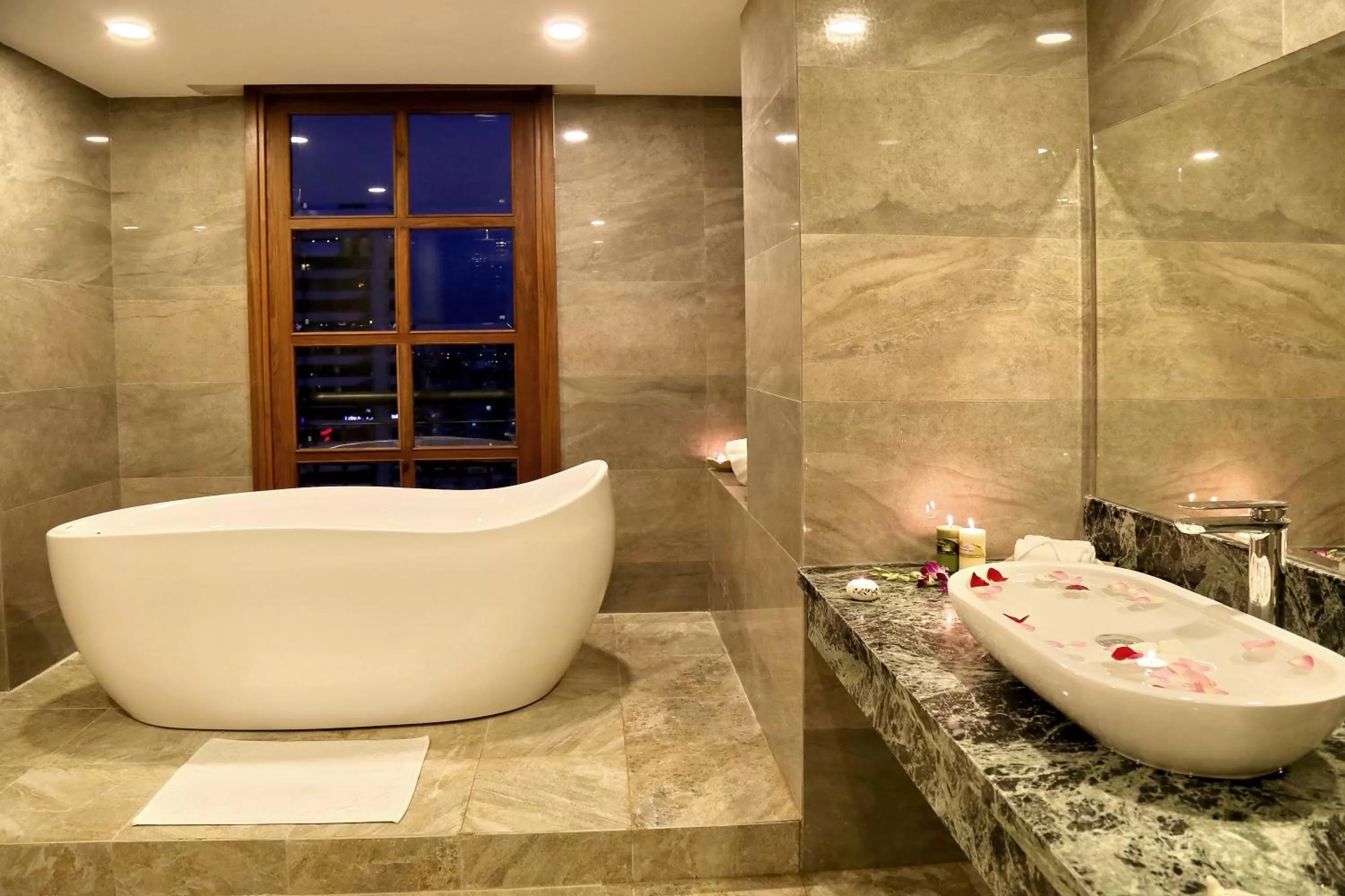 Decorative detail in Apus Hotel