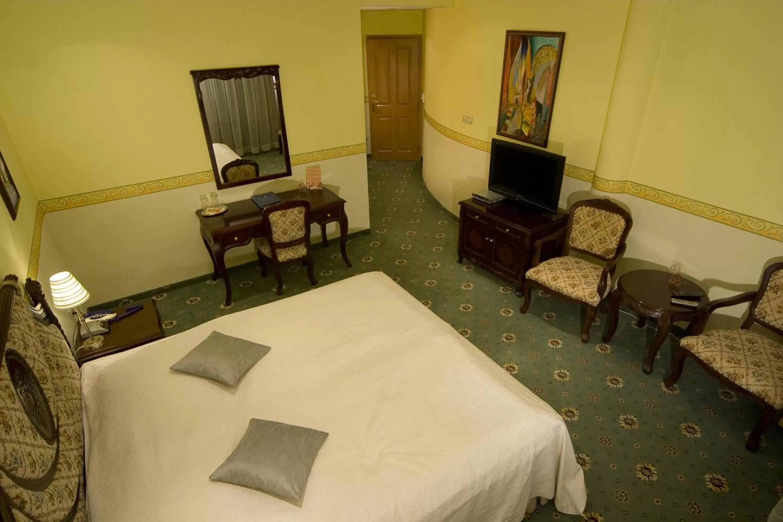 Double or Twin Room in Hotel Alexander's Double or Twin Room in Hotel Alexander's