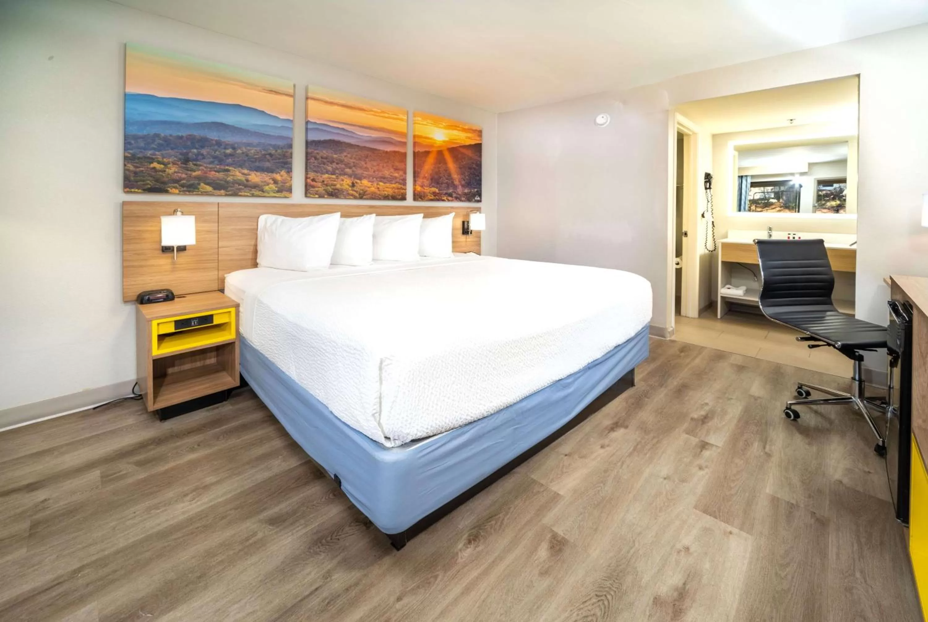 Photo of the whole room, Bed in Days Inn by Wyndham Atlanta Stone Mountain