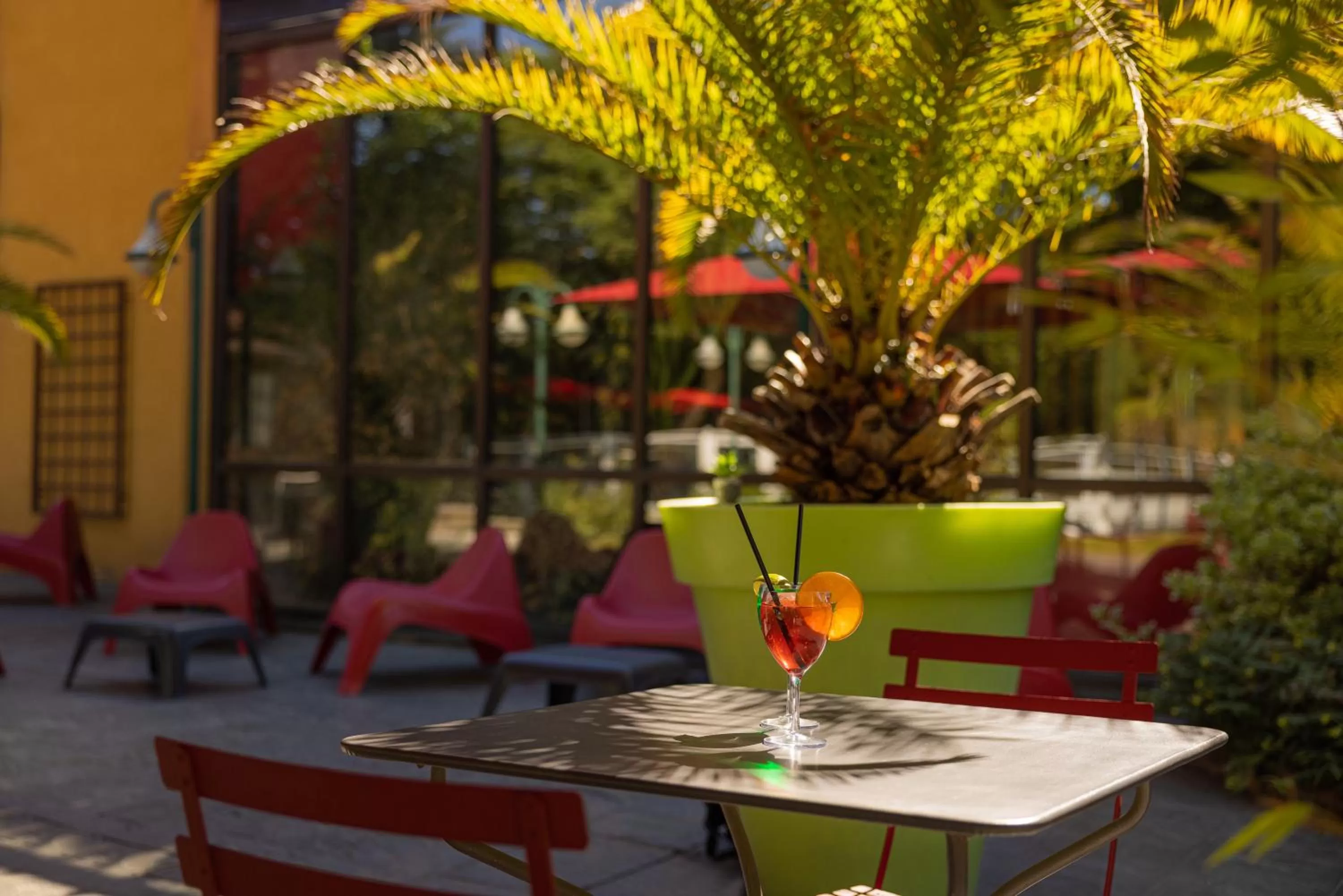 Property building in ibis Lyon Nord