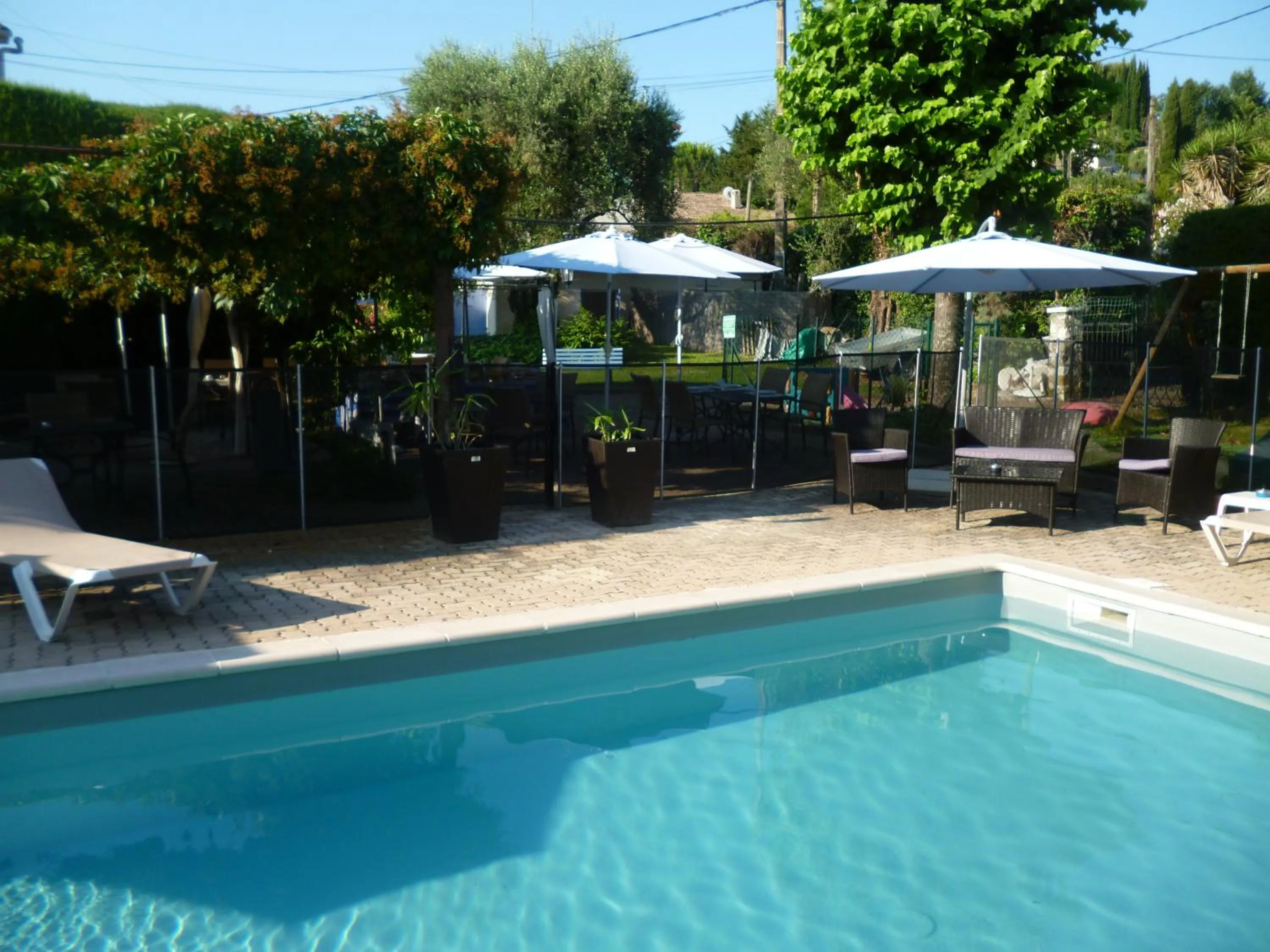 Swimming pool in Hotel Cayrons Vence & St Paul de Vence