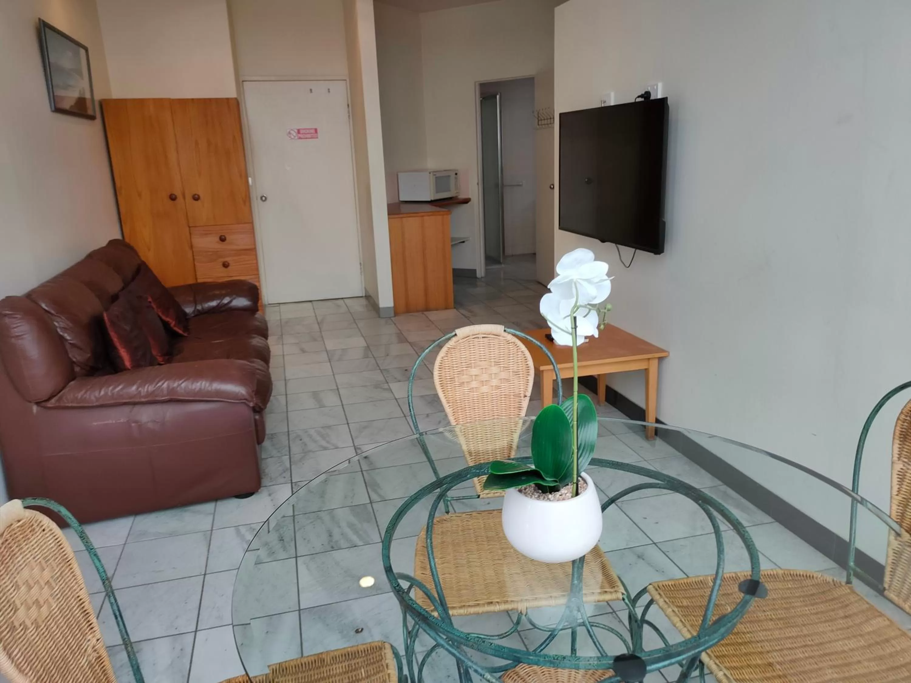 TV and multimedia in Harringtons102