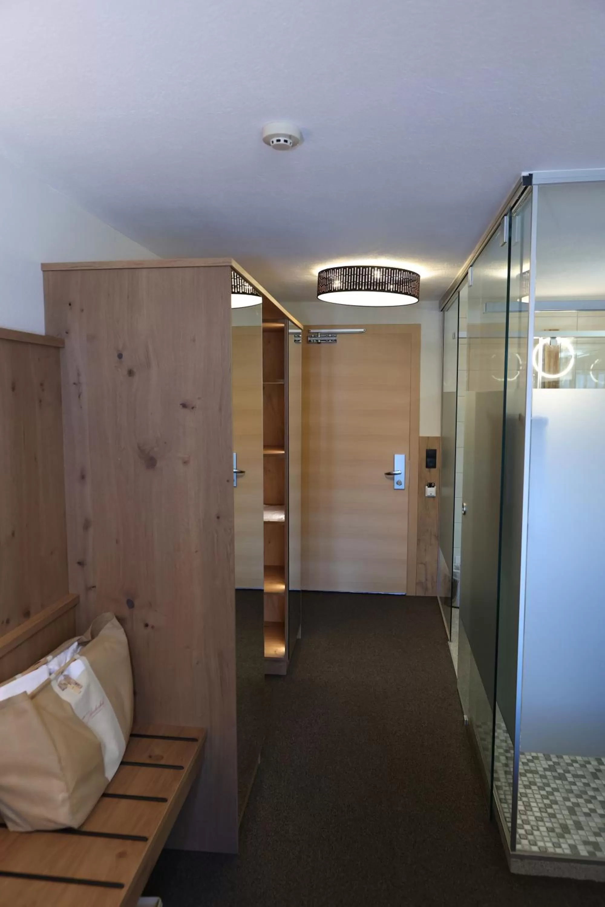 Bathroom in Hotel Arzlerhof