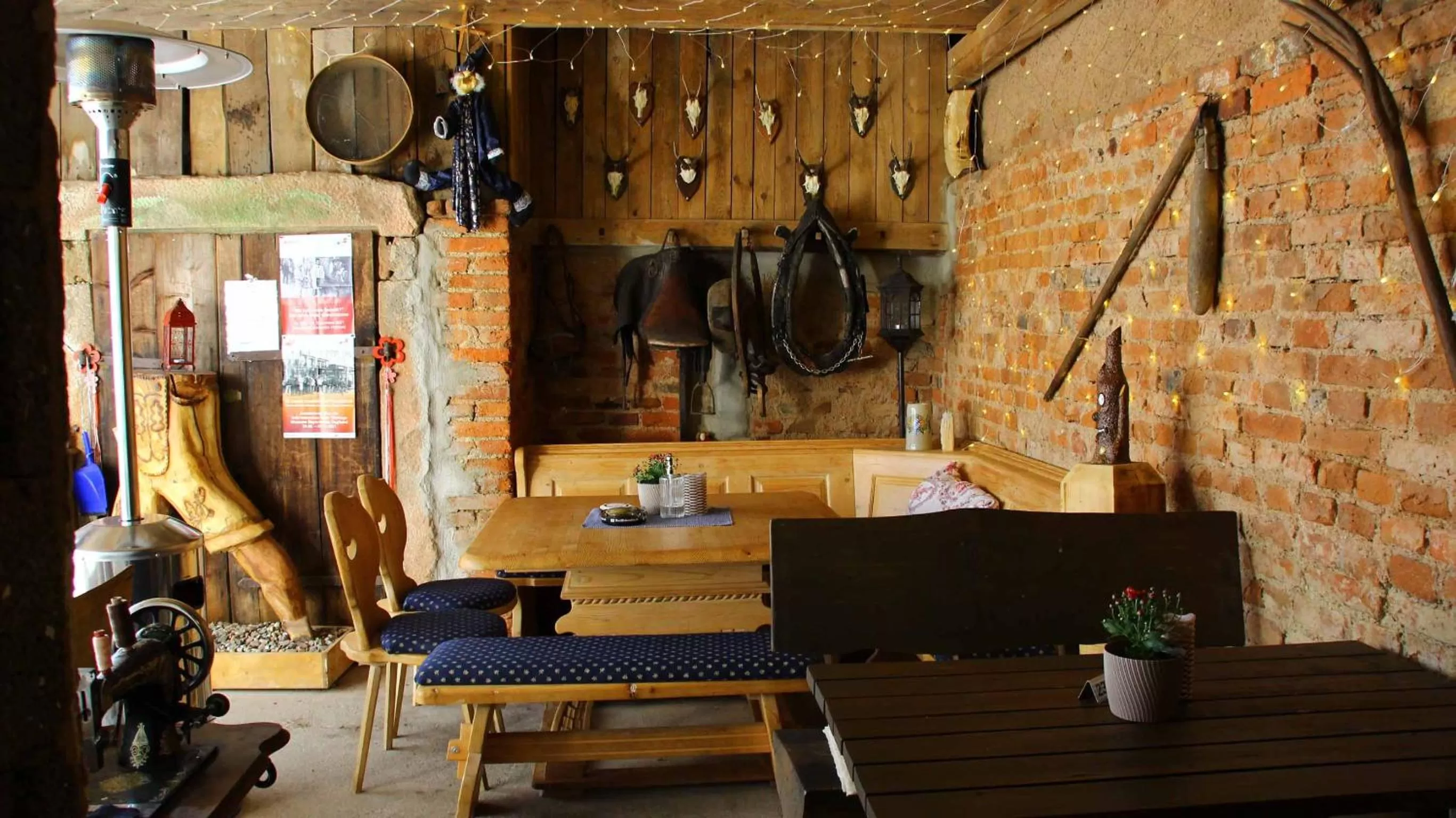 Restaurant/places to eat, Seating Area in Hotel Gasthof Zum weissen Lamm