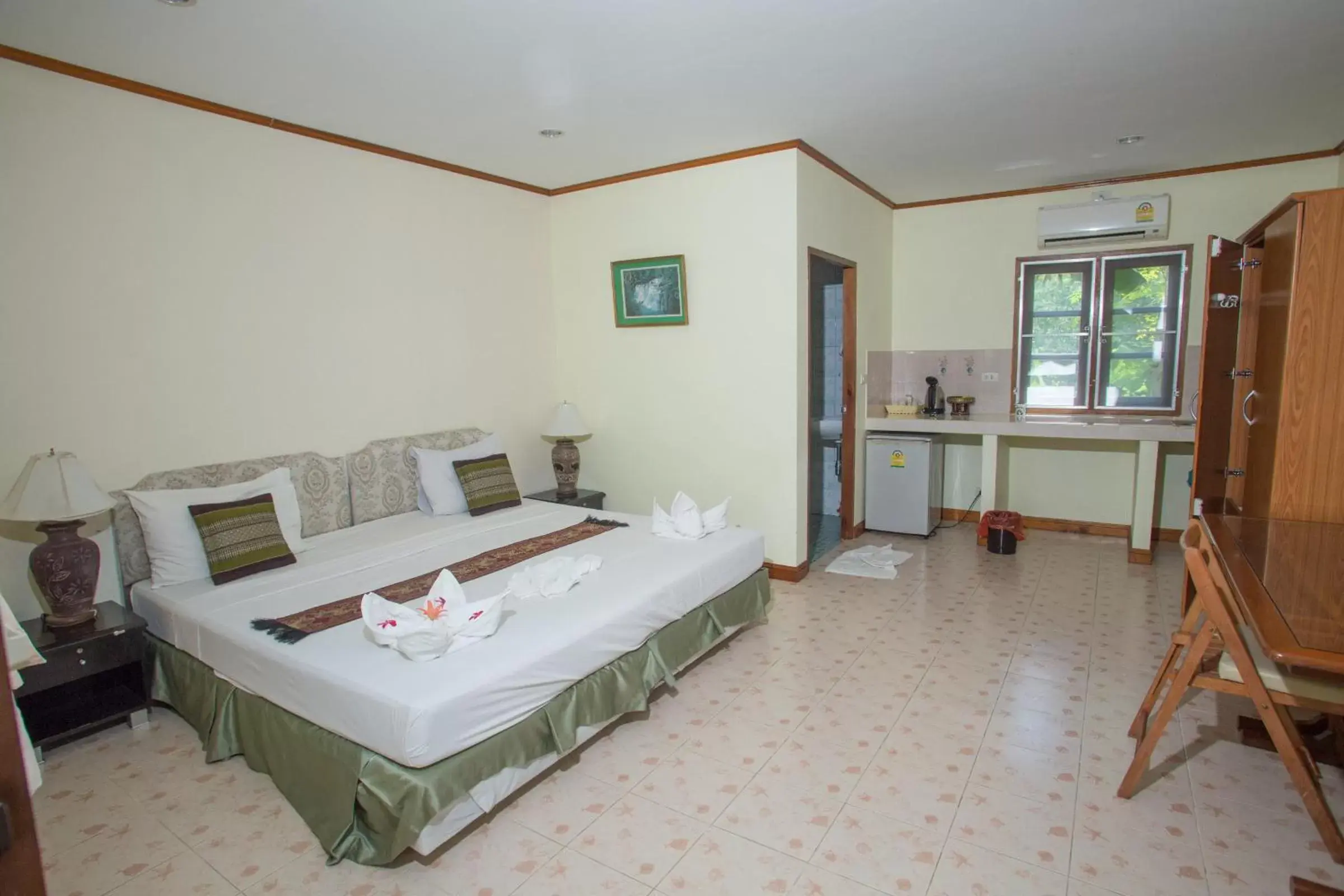 Bungalow with King Bed in Ladda Resort Bungalow with King Bed in Ladda Resort