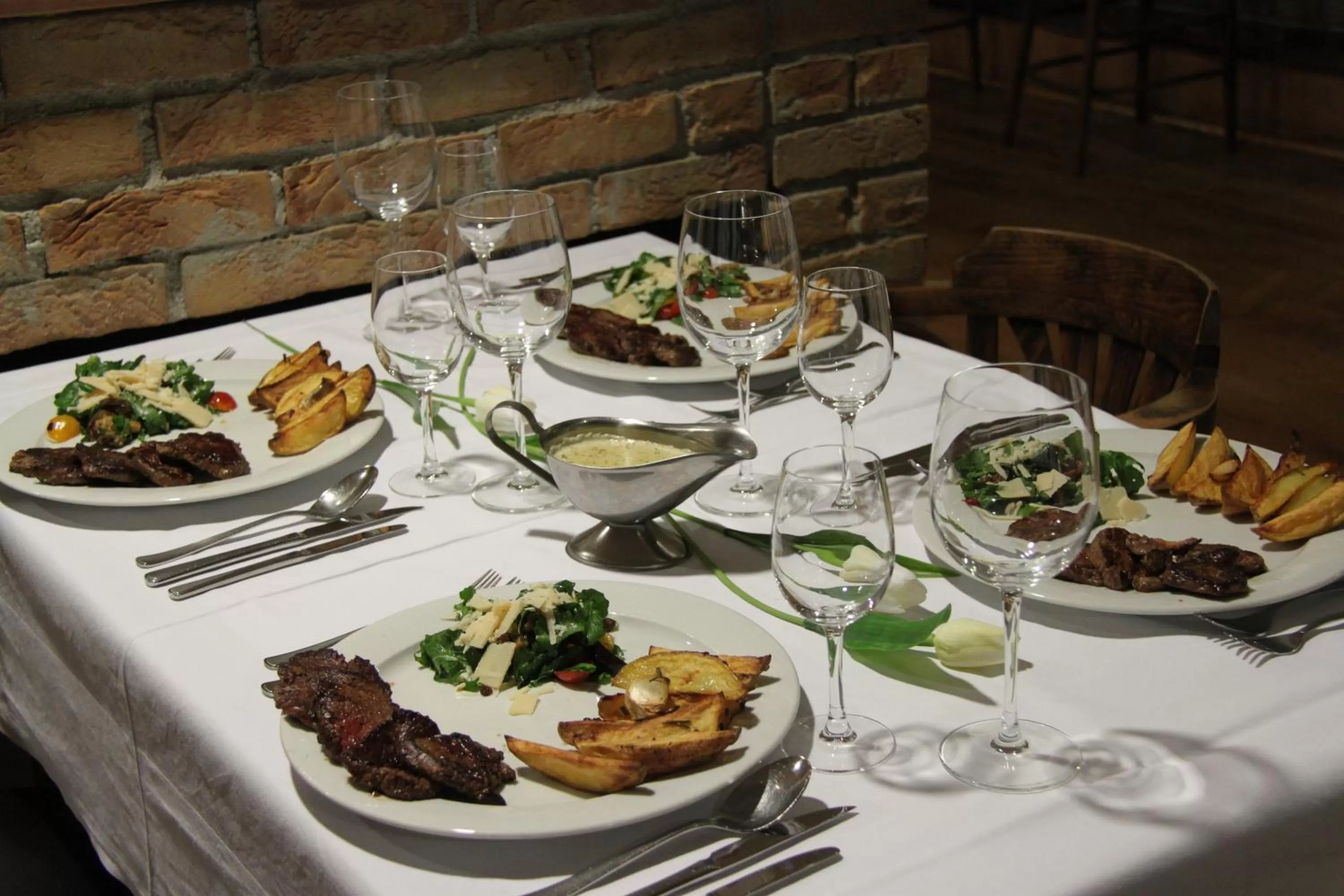 Restaurant/places to eat, Lunch and Dinner in Hotel Bothe