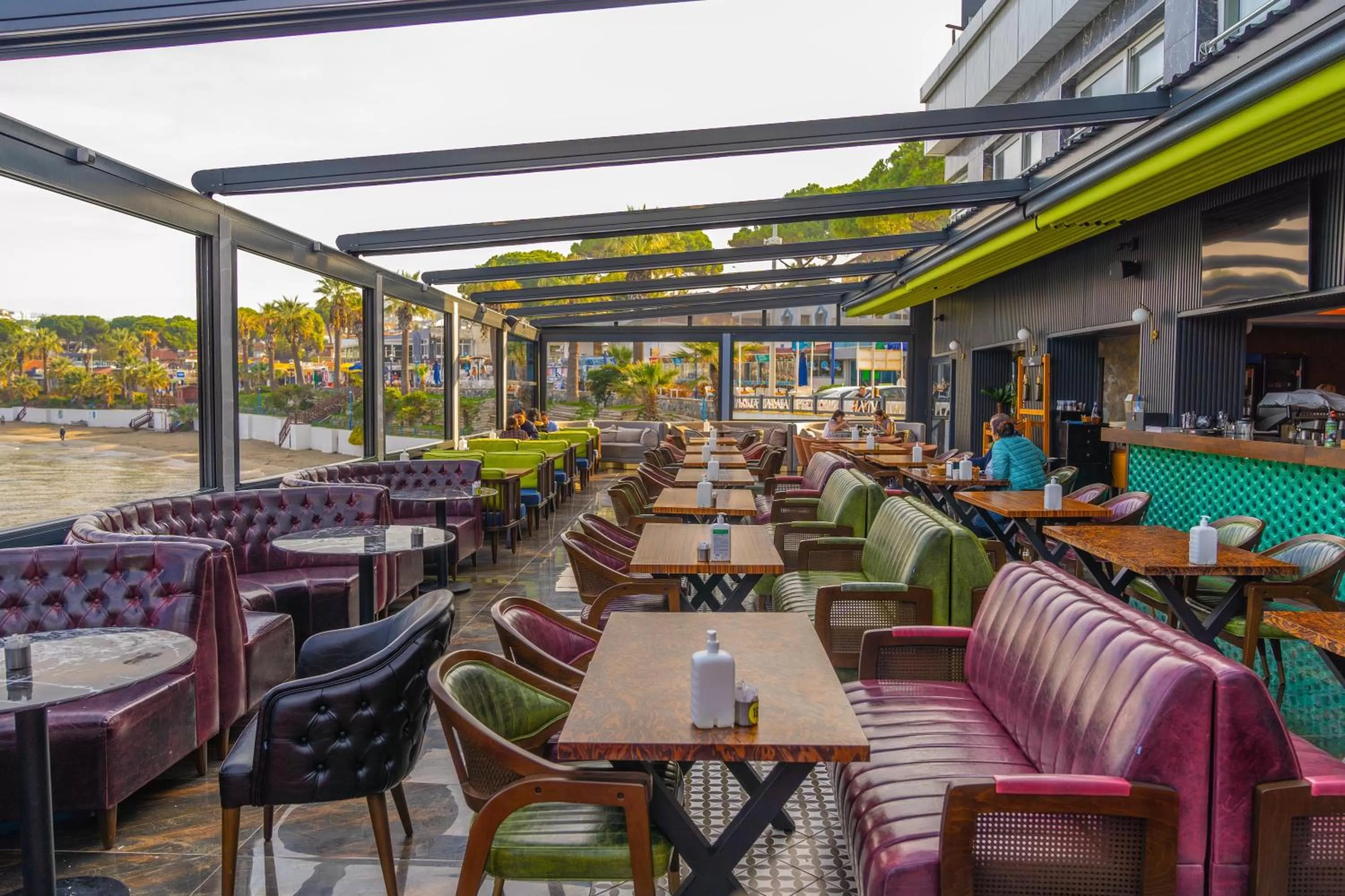 Restaurant/Places to Eat in Marti Beach Hotel