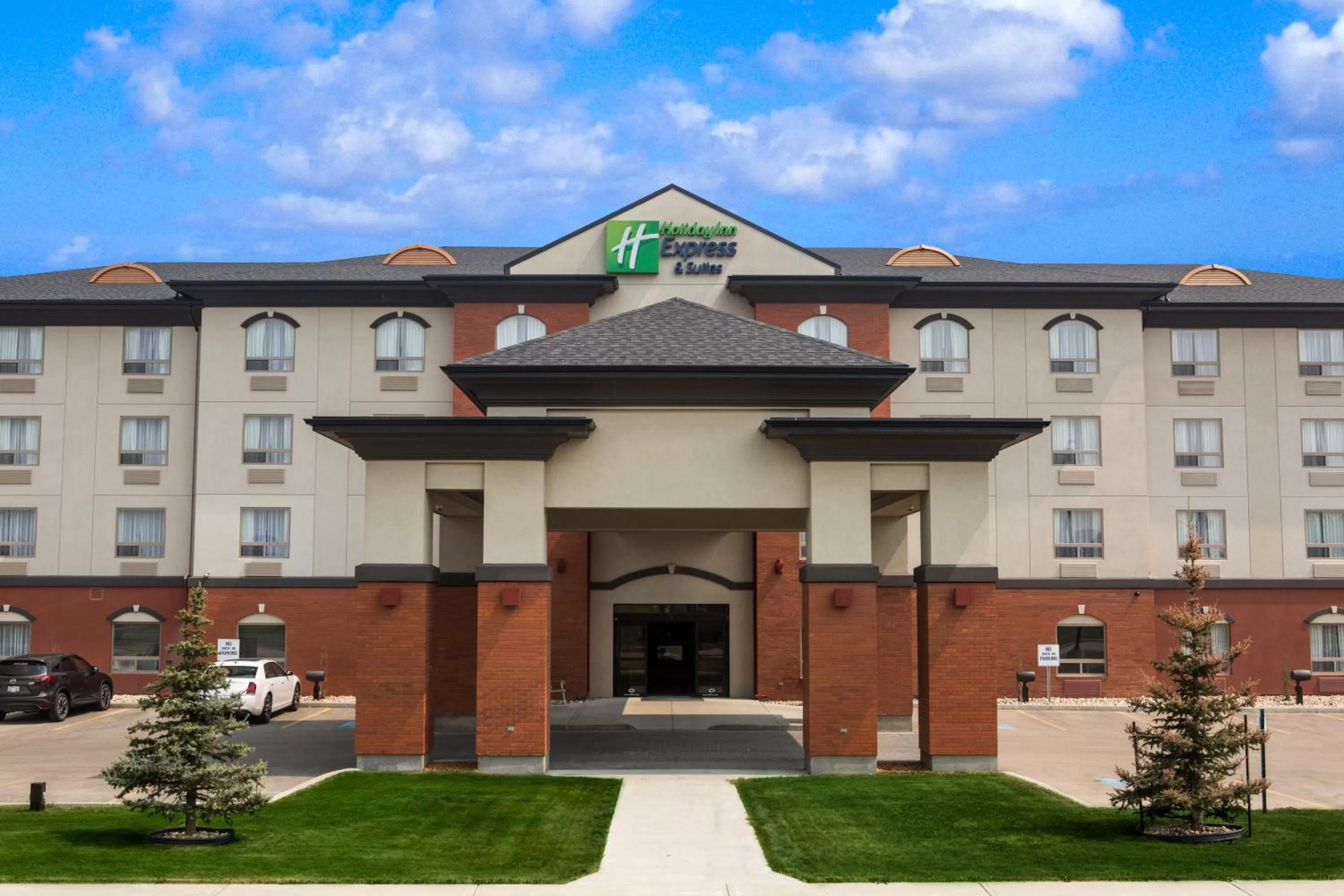 Property building in Holiday Inn Express & Suites Whitecourt by IHG