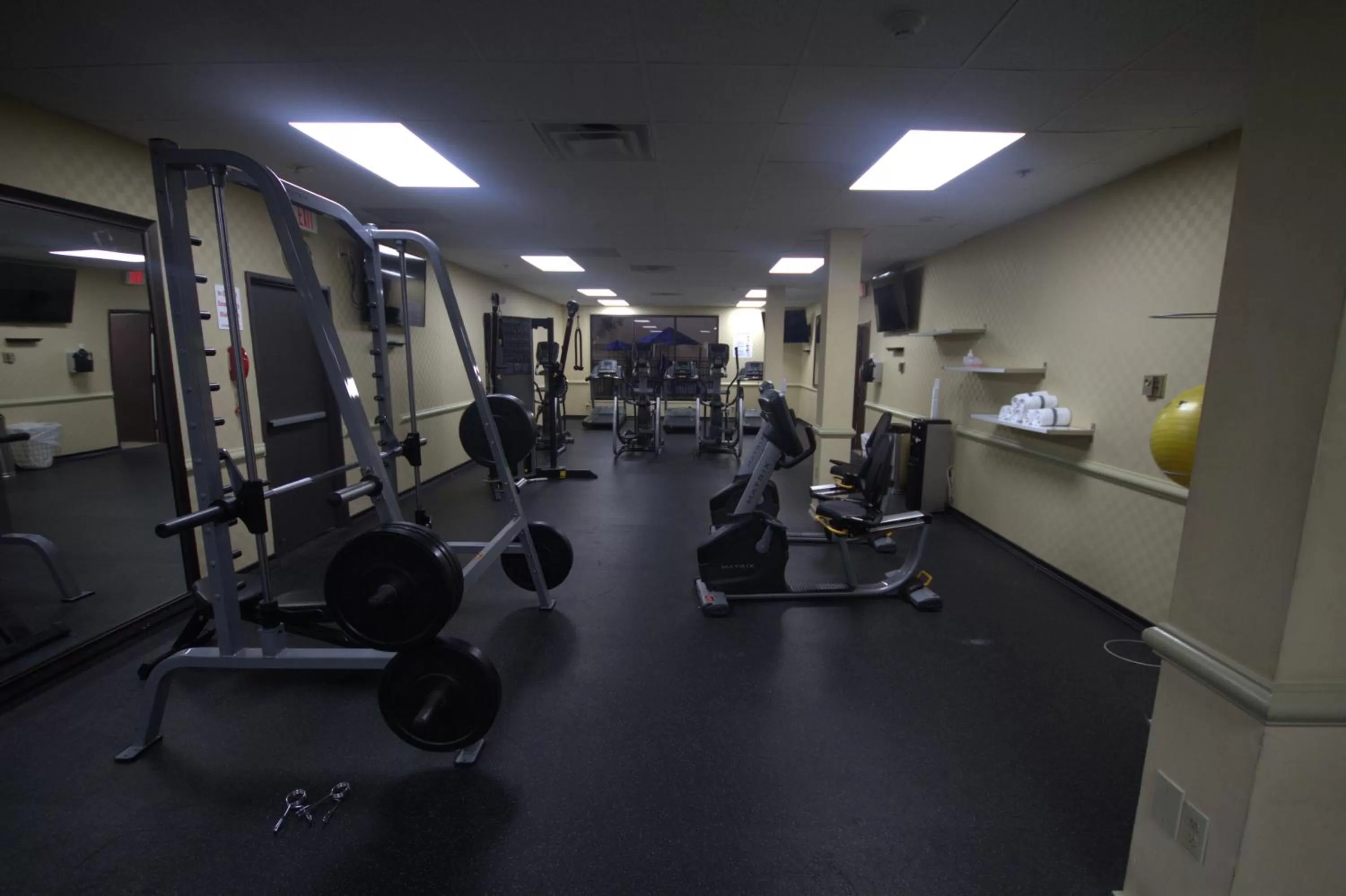 Fitness centre/facilities in Atrium Hotel and Suites DFW Airport