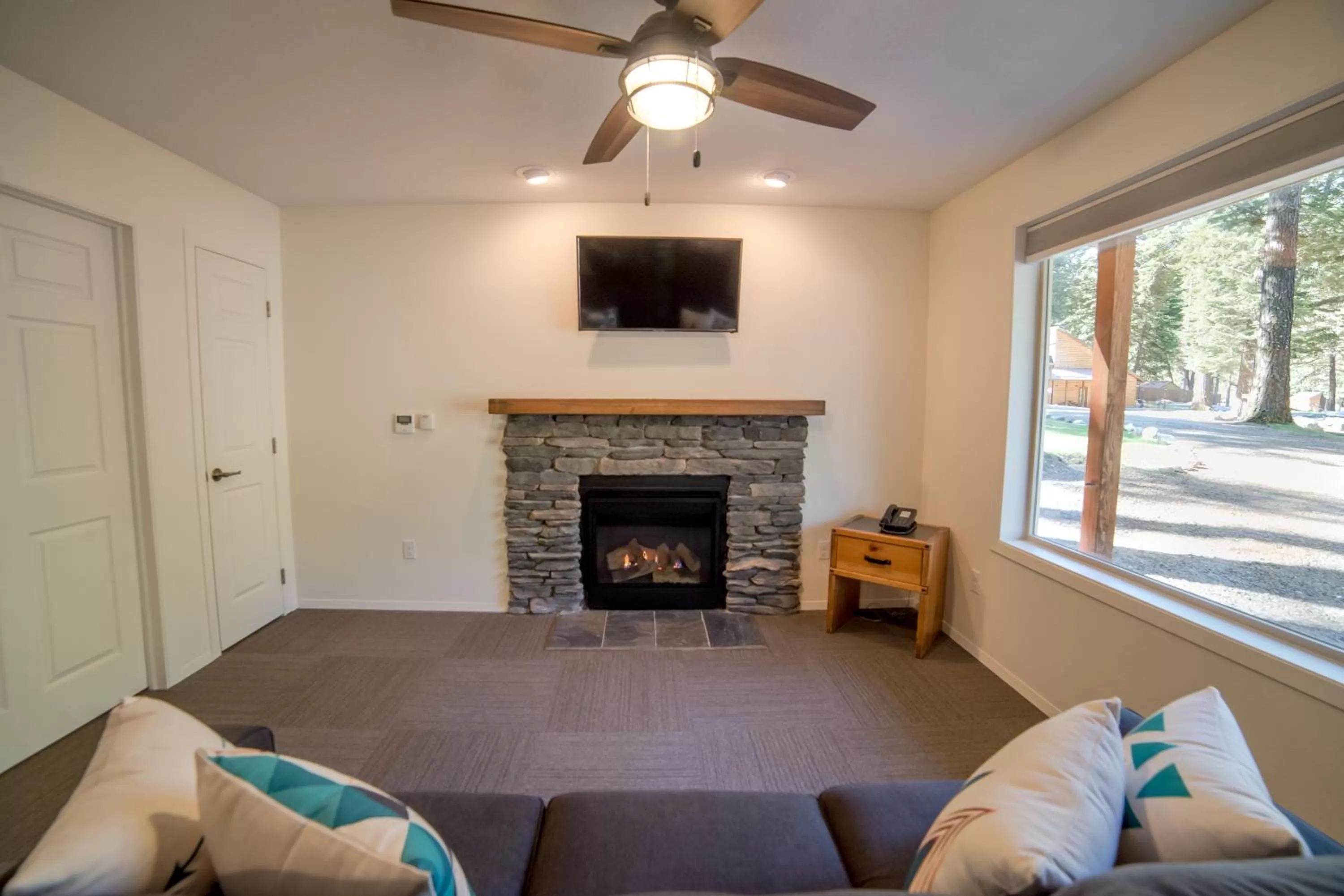 TV and multimedia in Eagle Cap Chalets