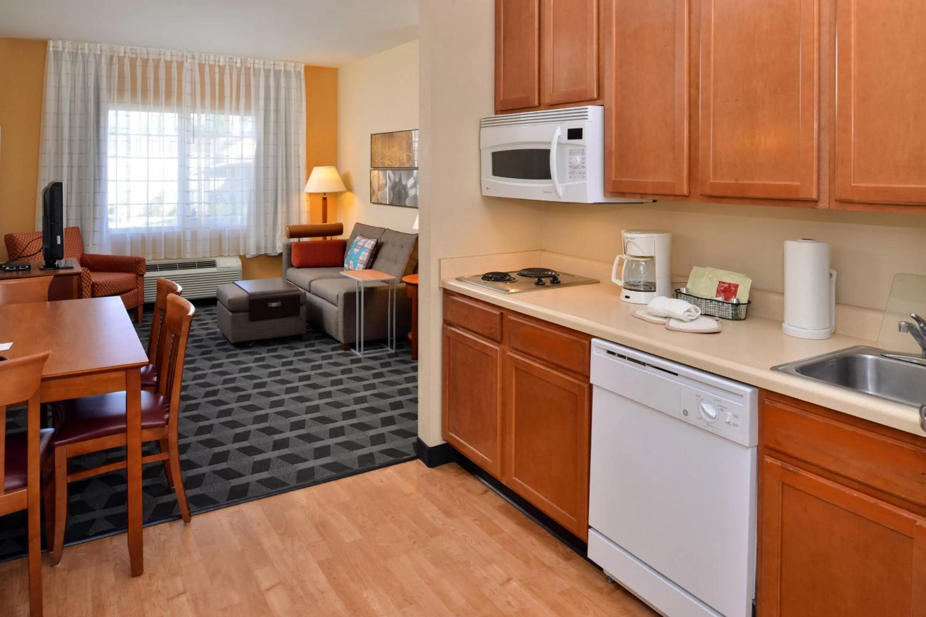 Two-Bedroom Suite in TownePlace Suites Sacramento Cal Expo