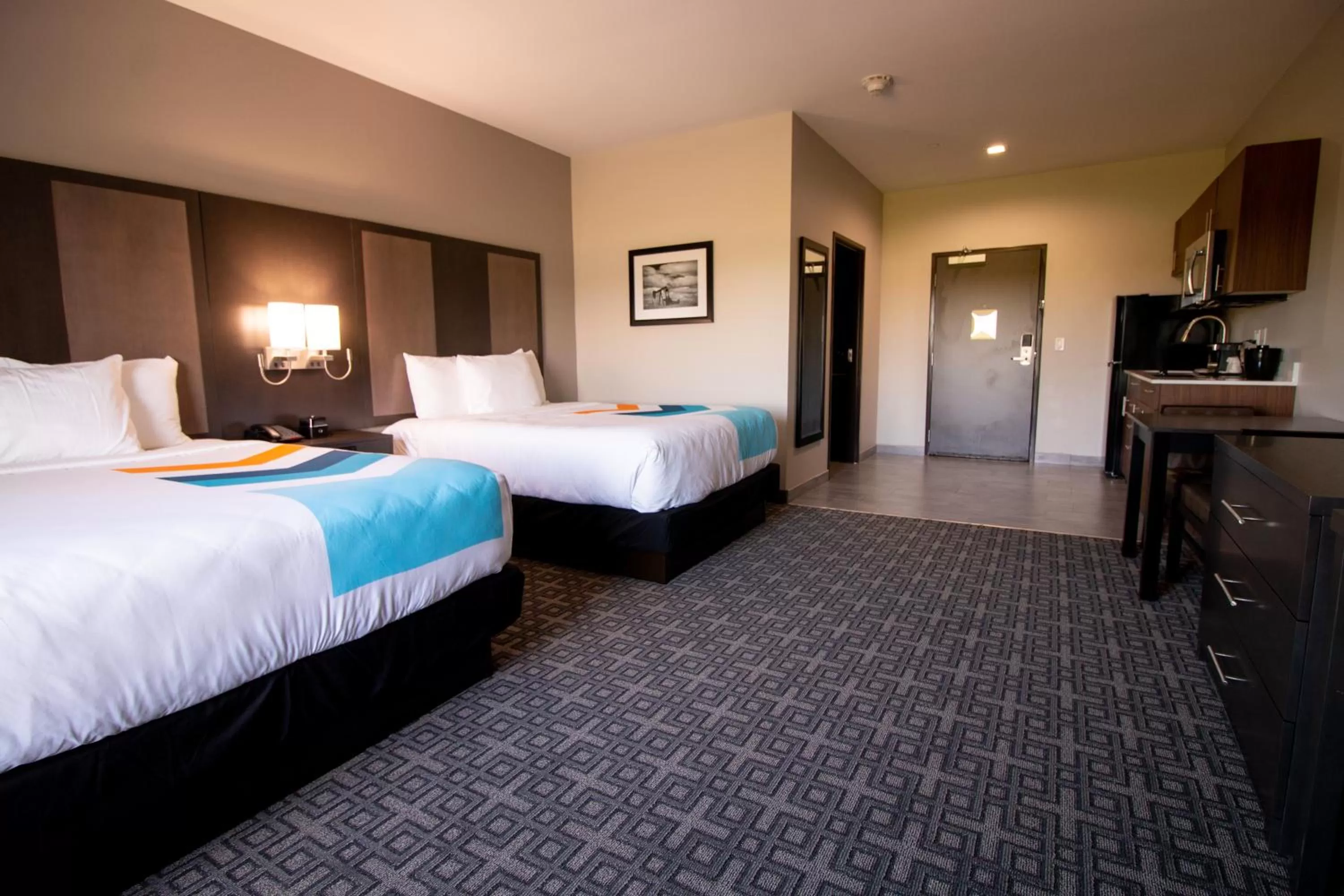 Photo of the whole room, Bed in HOTEL PRYOR