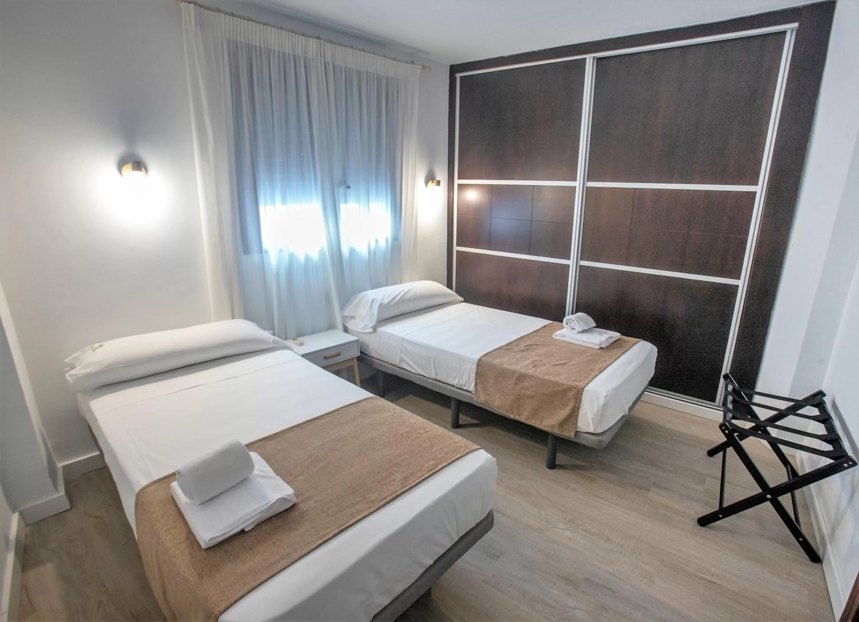 Photo of the whole room, Bed in Vitium Córdoba