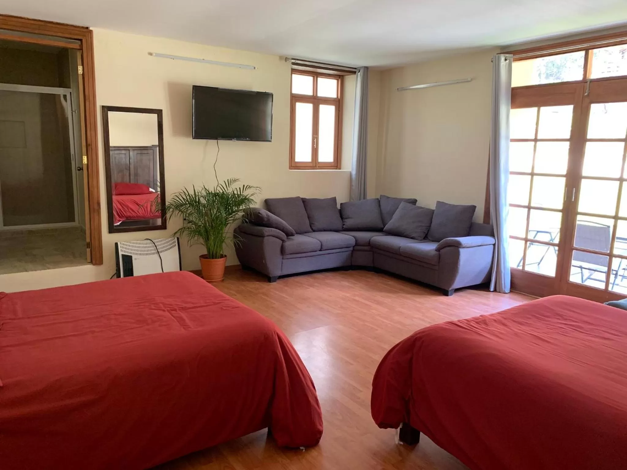 Bed in CORTIJO LA CASONA & Bungalow al Pie de la Montaña