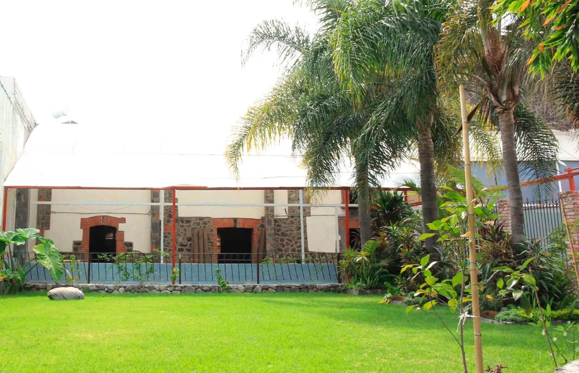 Property building in Hotel Vitorina