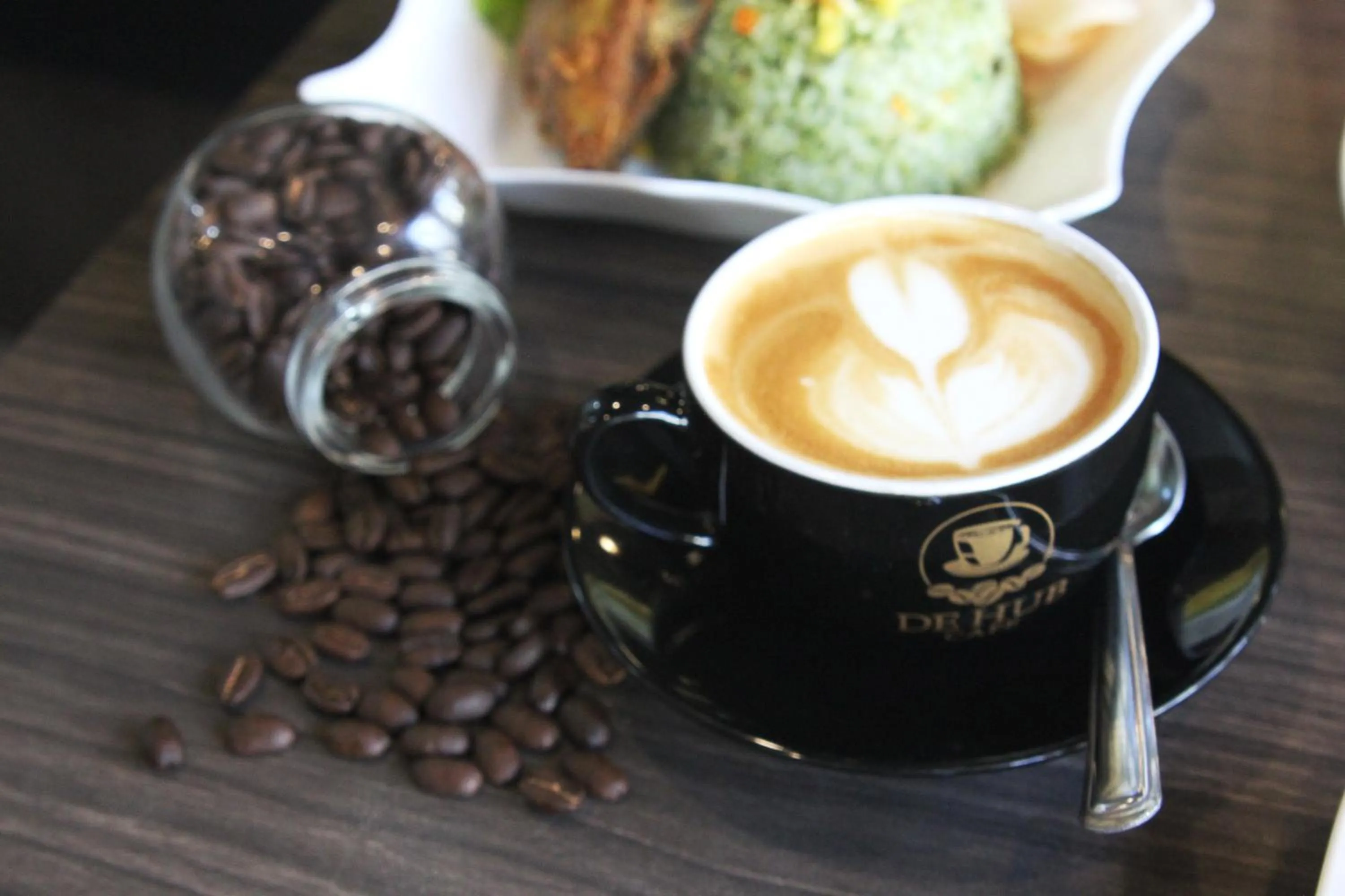 Restaurant/places to eat in The Lively Hotel Kualanamu