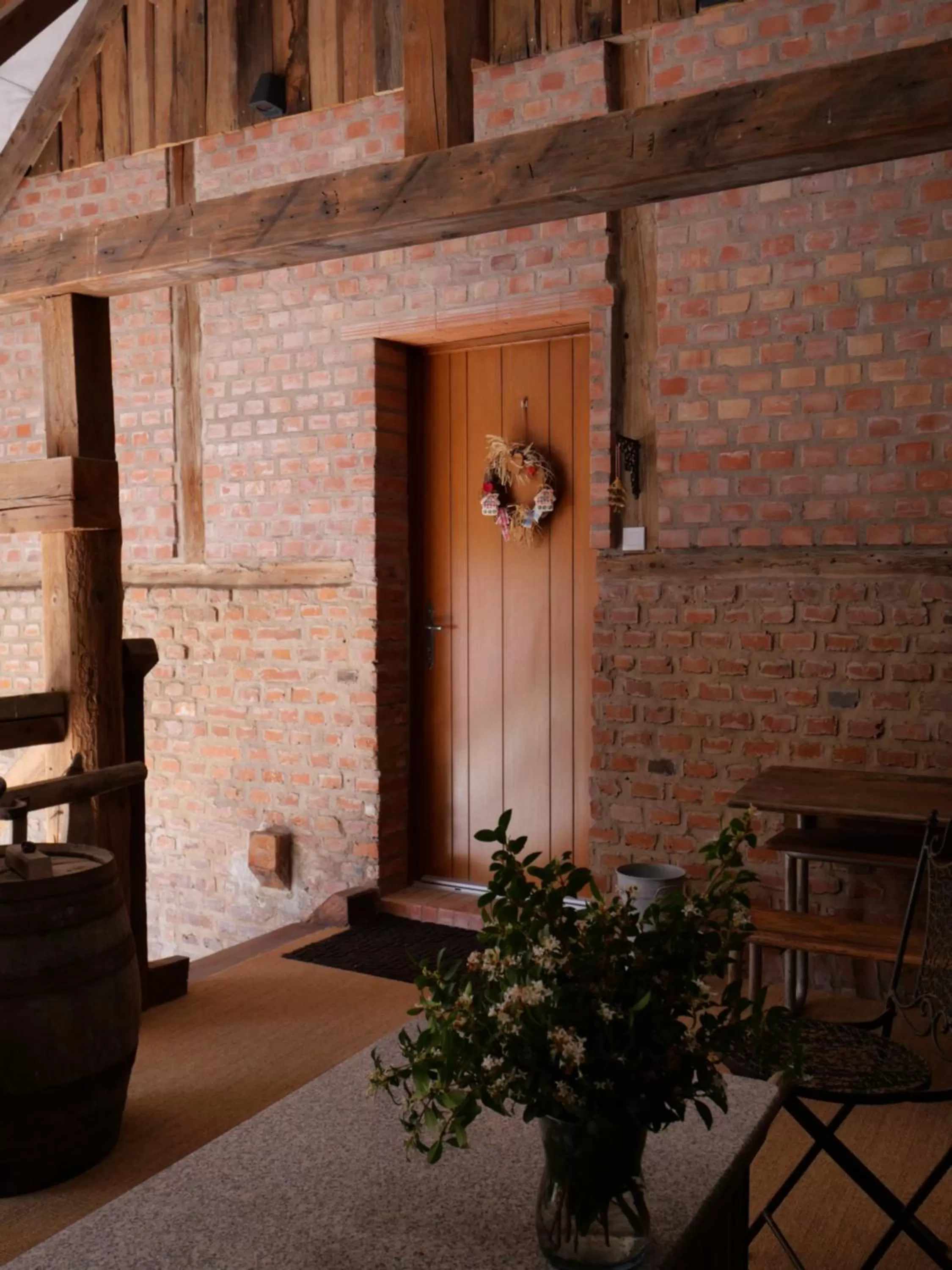 Facade/entrance in Hissele