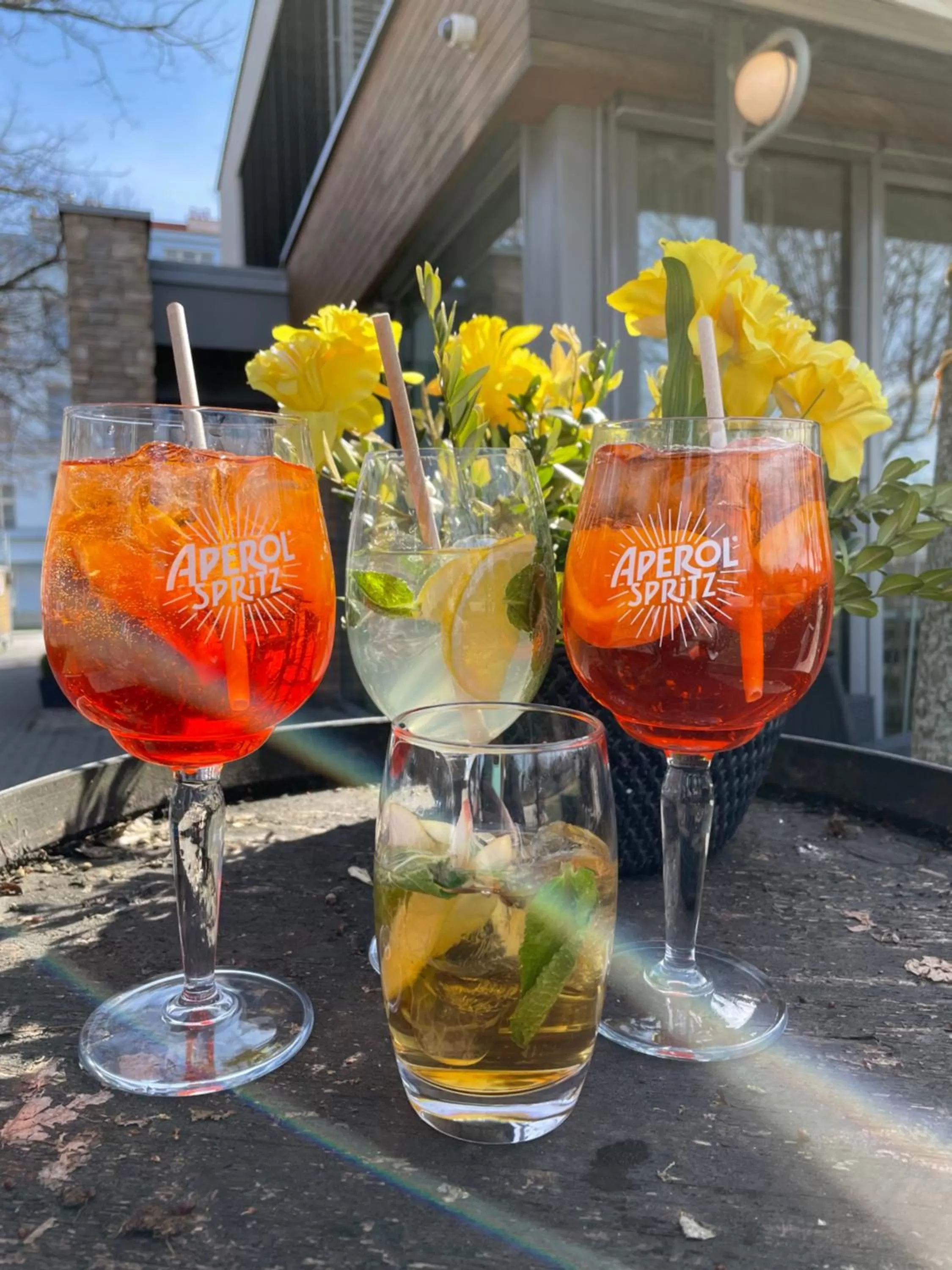 Restaurant/places to eat in Atelier Lanna