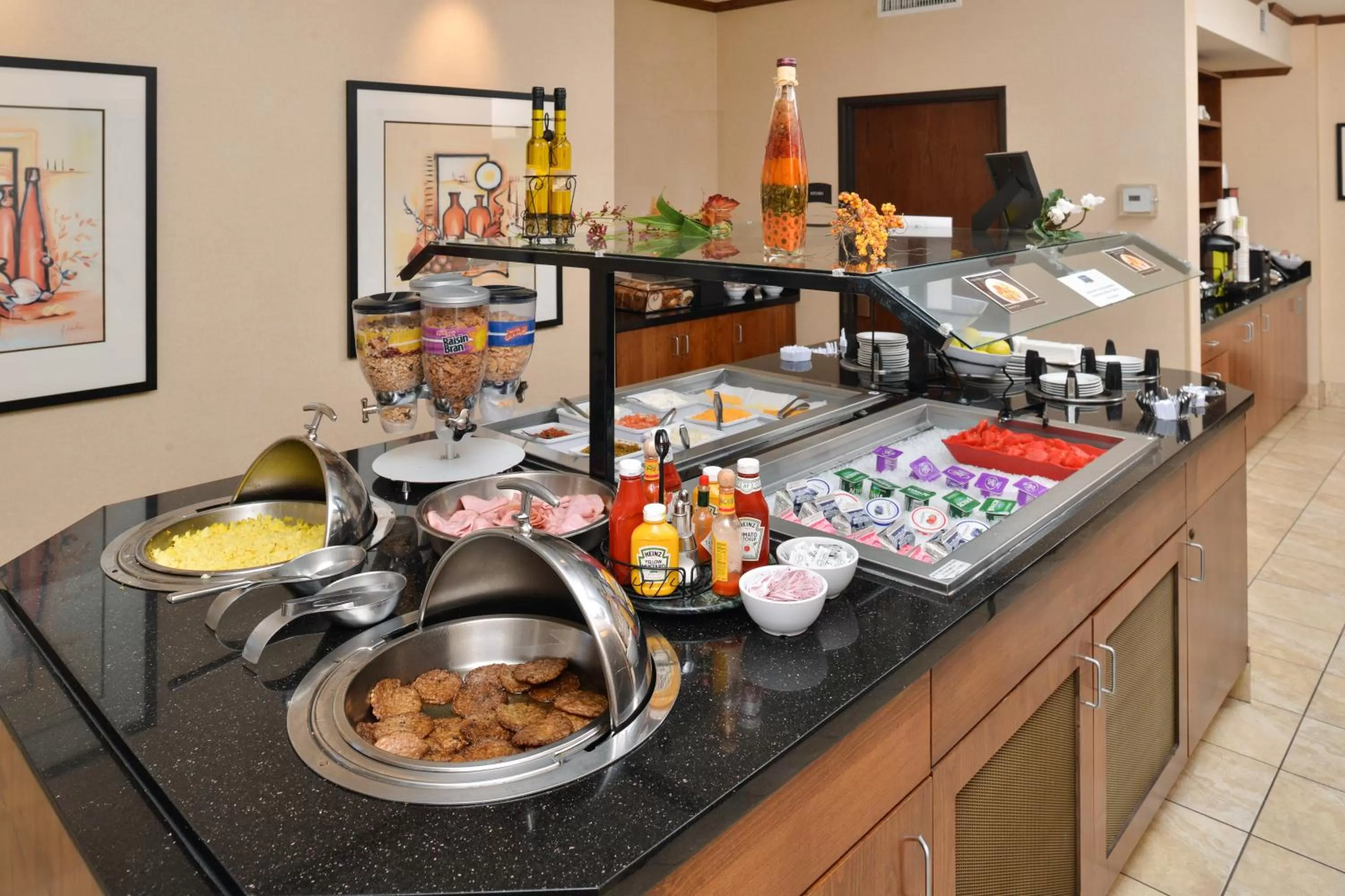 Breakfast in Staybridge Suites Albuquerque North by IHG