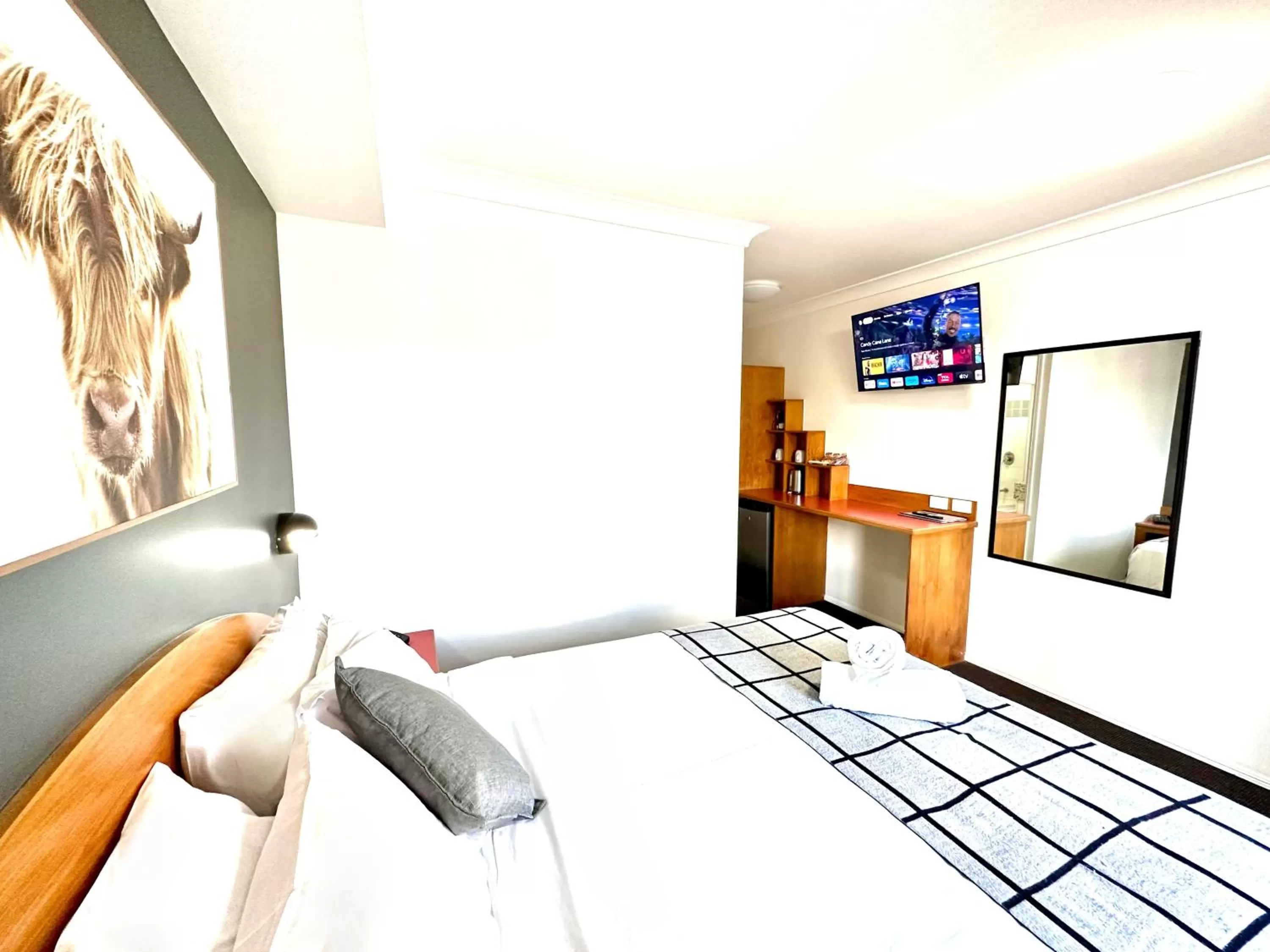 Bed in Mackay Resort Motel