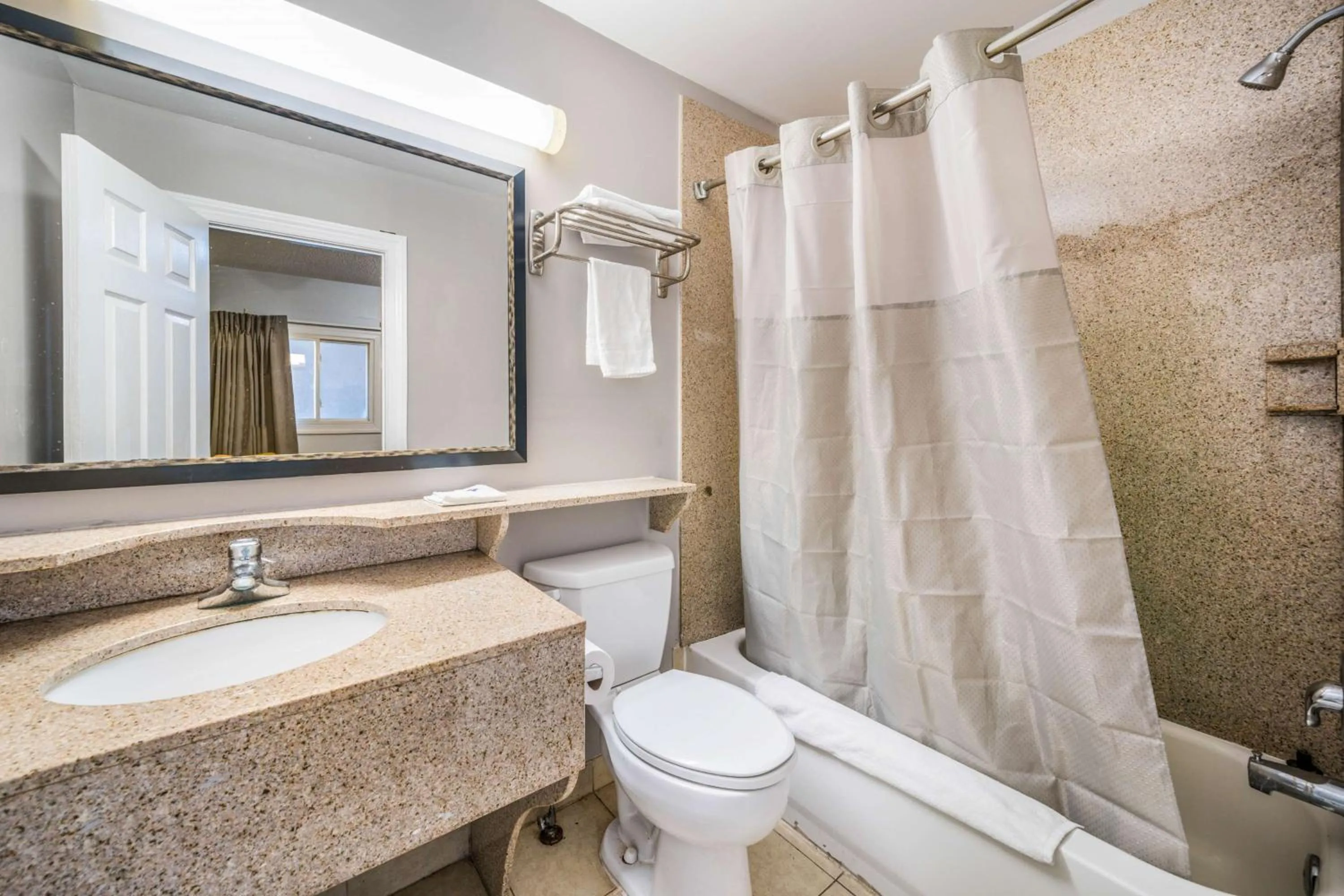 Photo of the whole room in Motel 6-Toms River, NJ