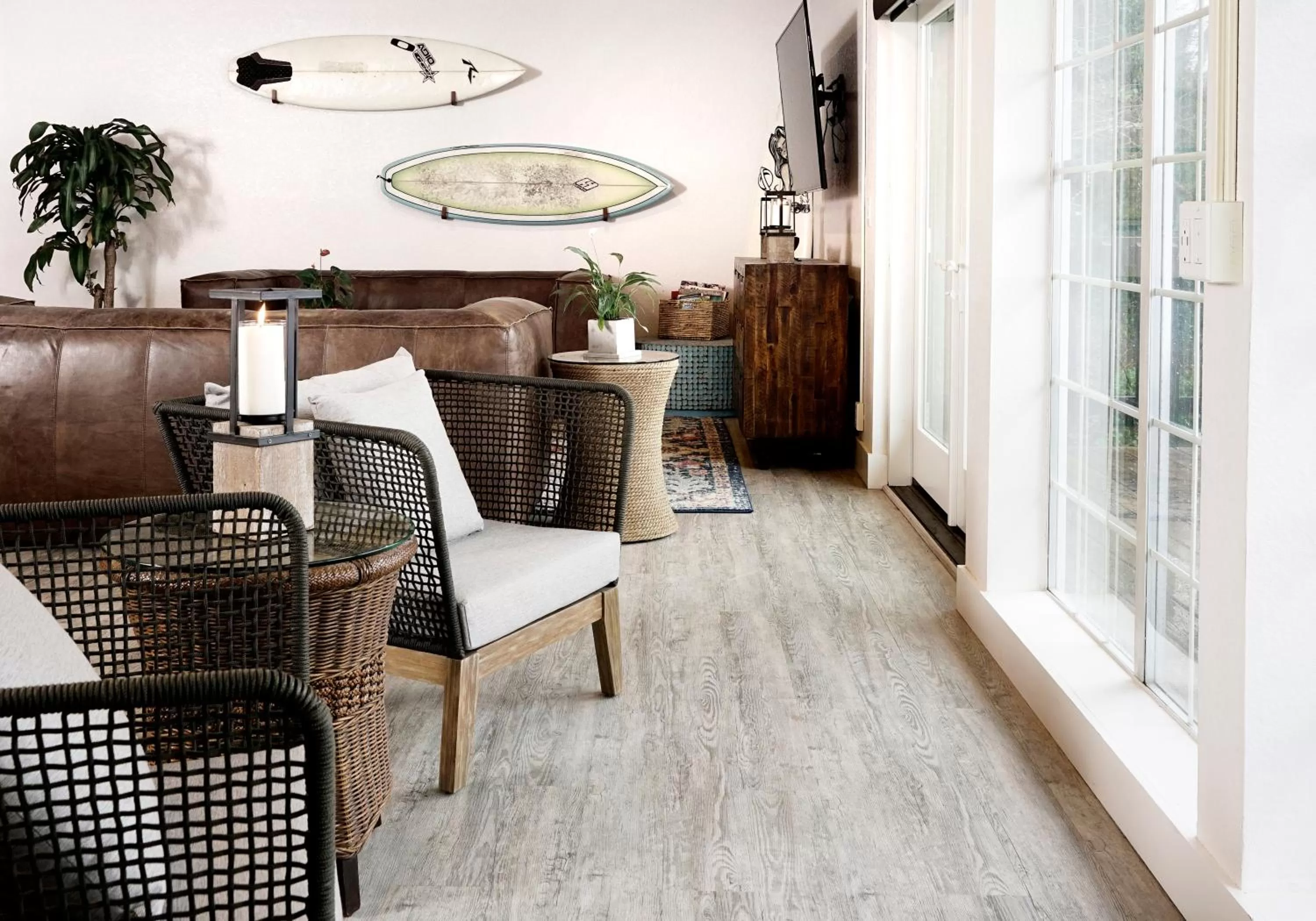 Living room in SCP Depoe Bay