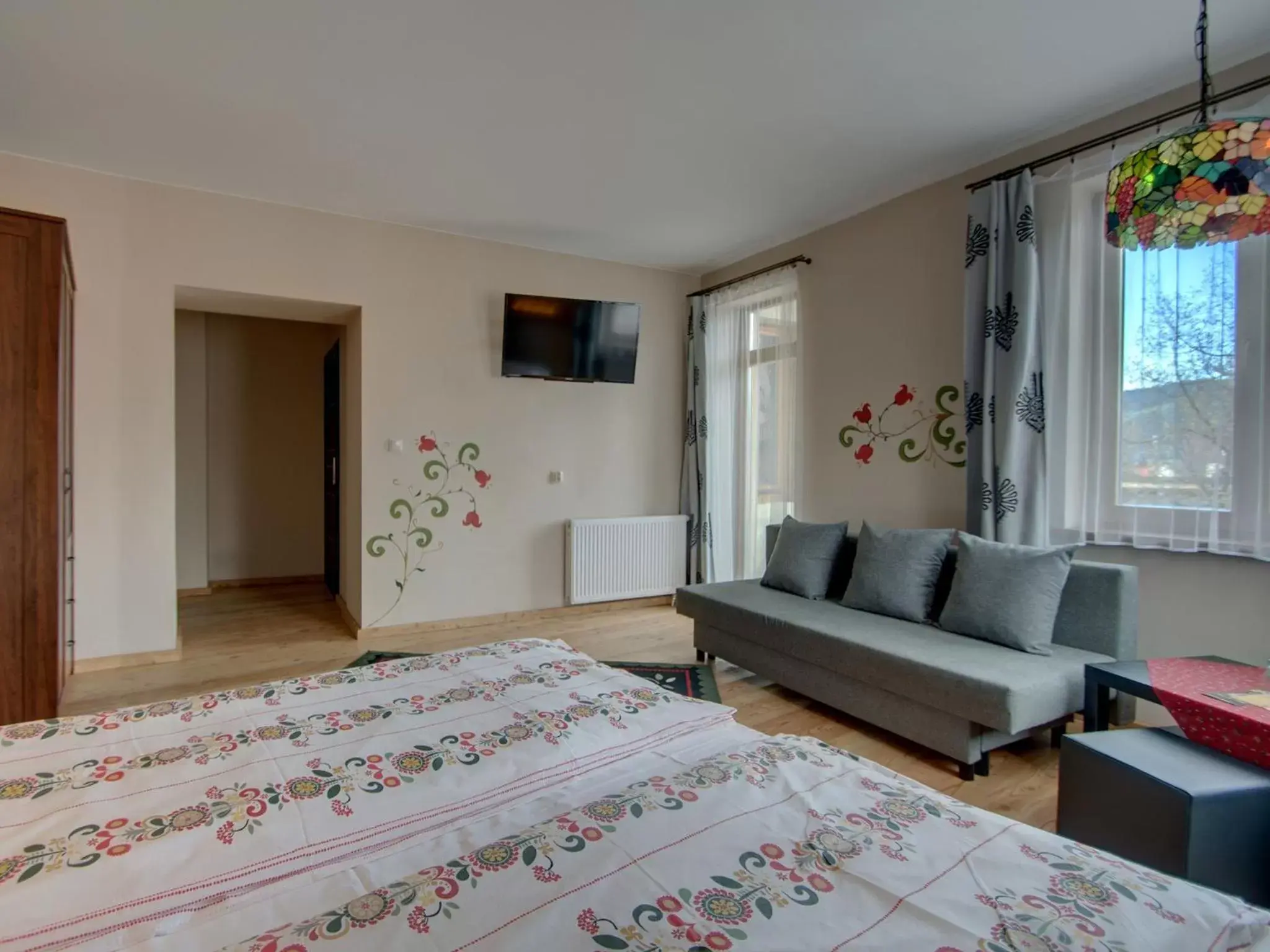 Large Double Room in Pokoje Zamoyskiego - WATRA Large Double Room in Pokoje Zamoyskiego - WATRA