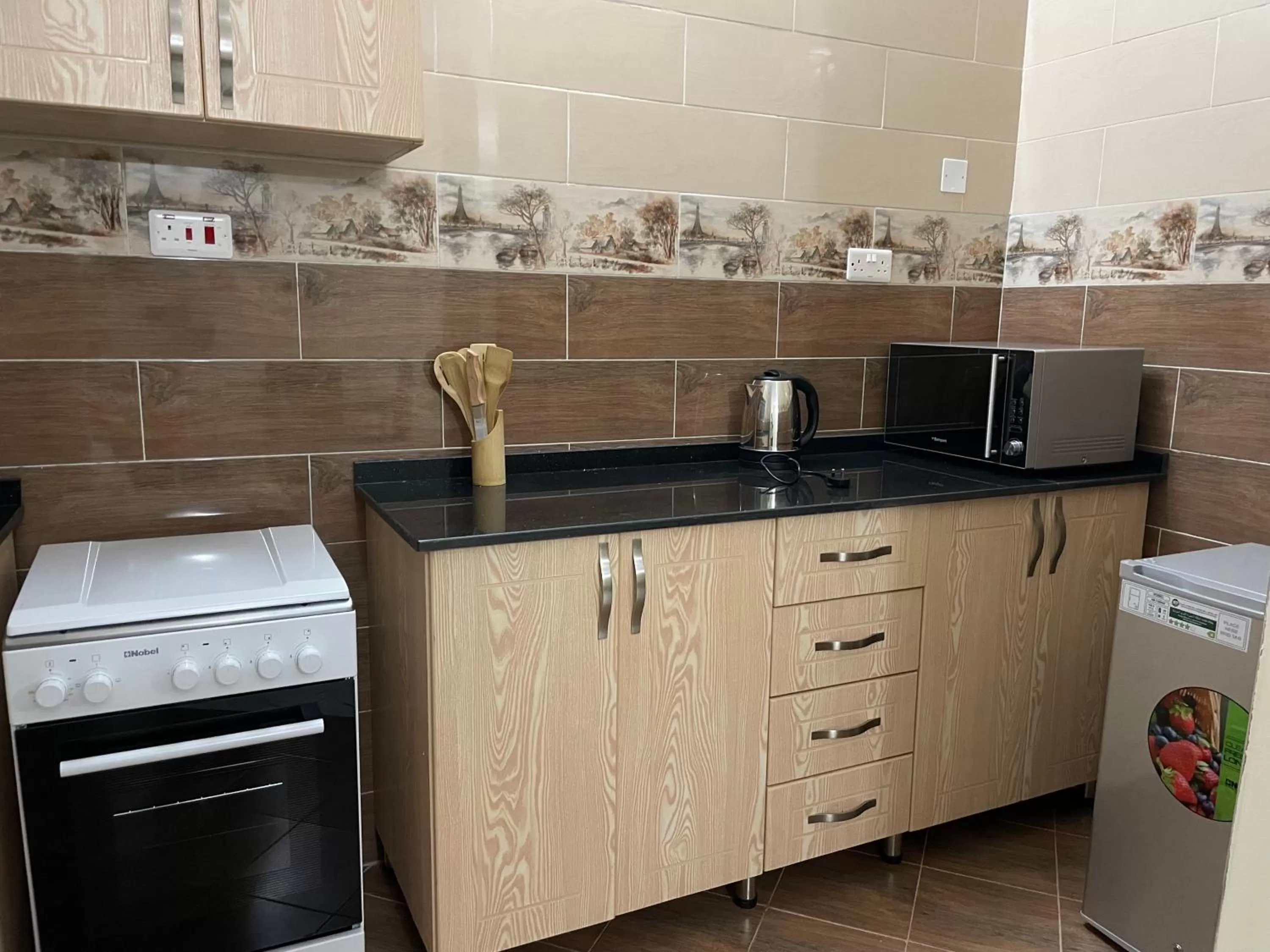 Kitchen or kitchenette, Kitchen/Kitchenette in Jaffa Suites
