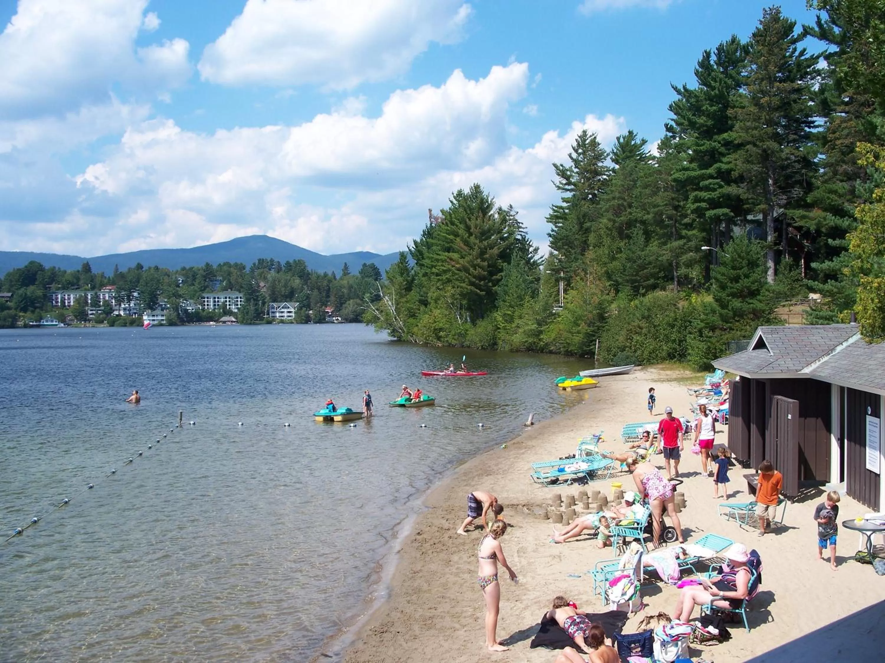 Beach in Crowne Plaza Lake Placid by IHG