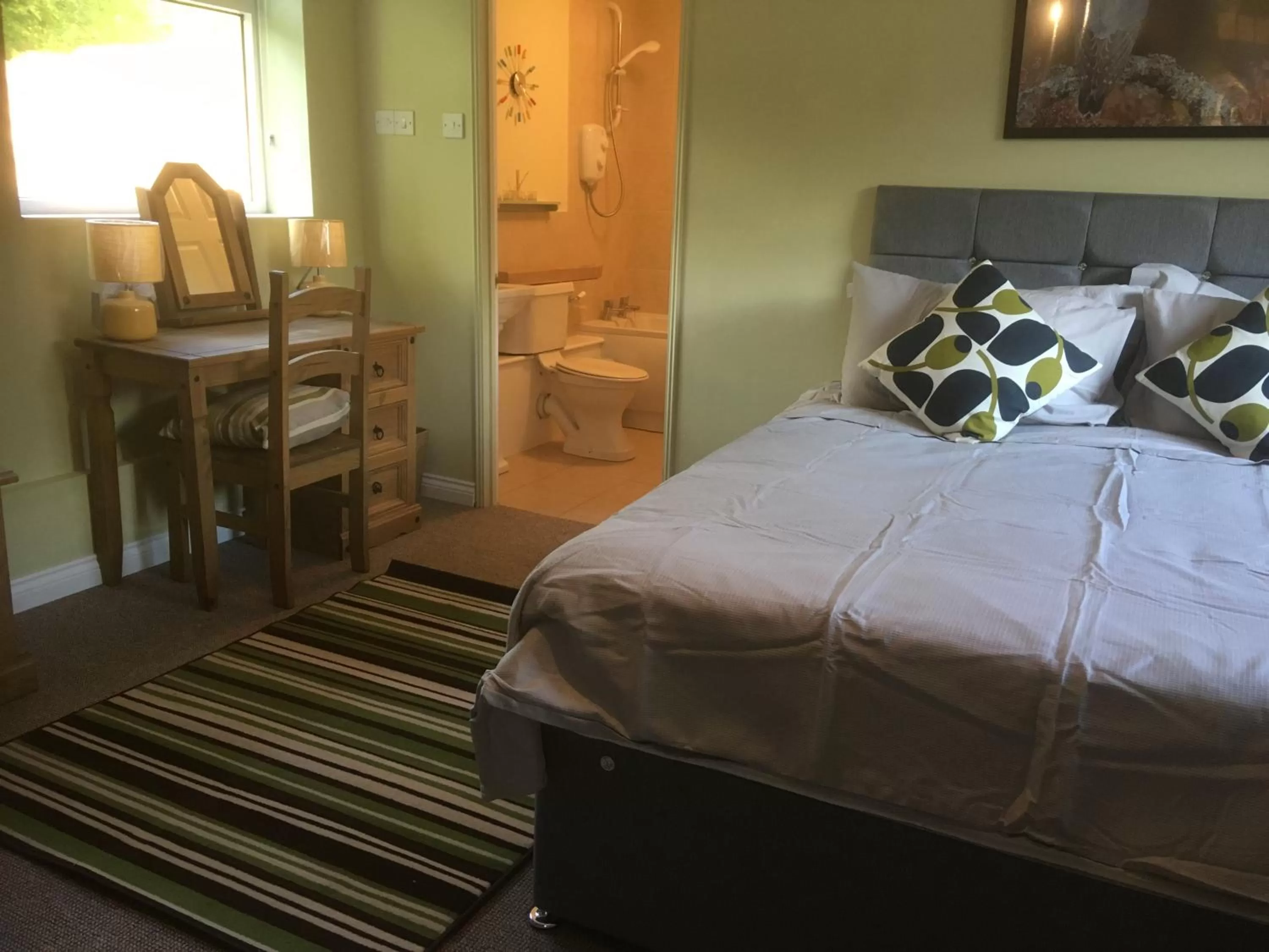 Bed in Valley Farmhouse, Westhall